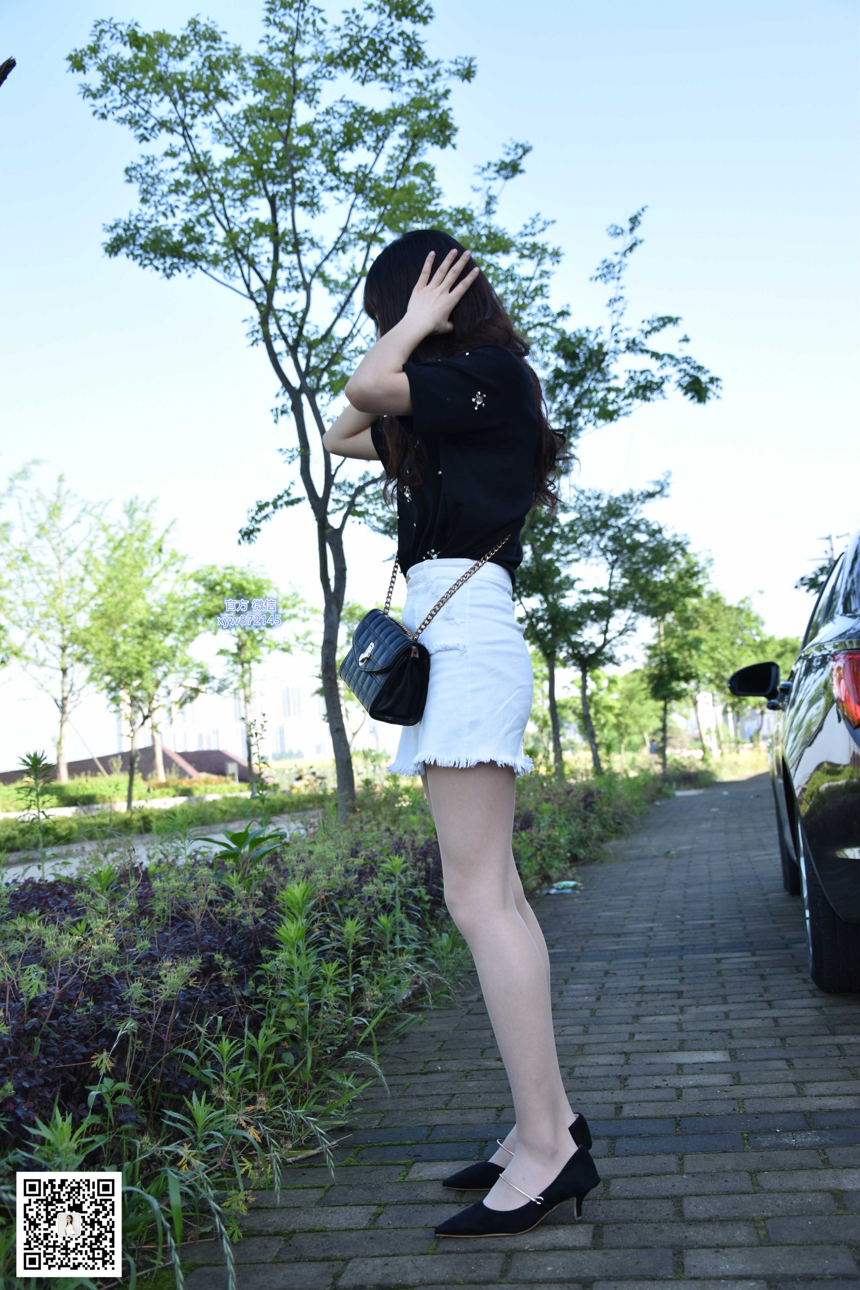 大生模拍 No.017 琦琦-香车遇上迷情咖啡丝 [135P458MB]