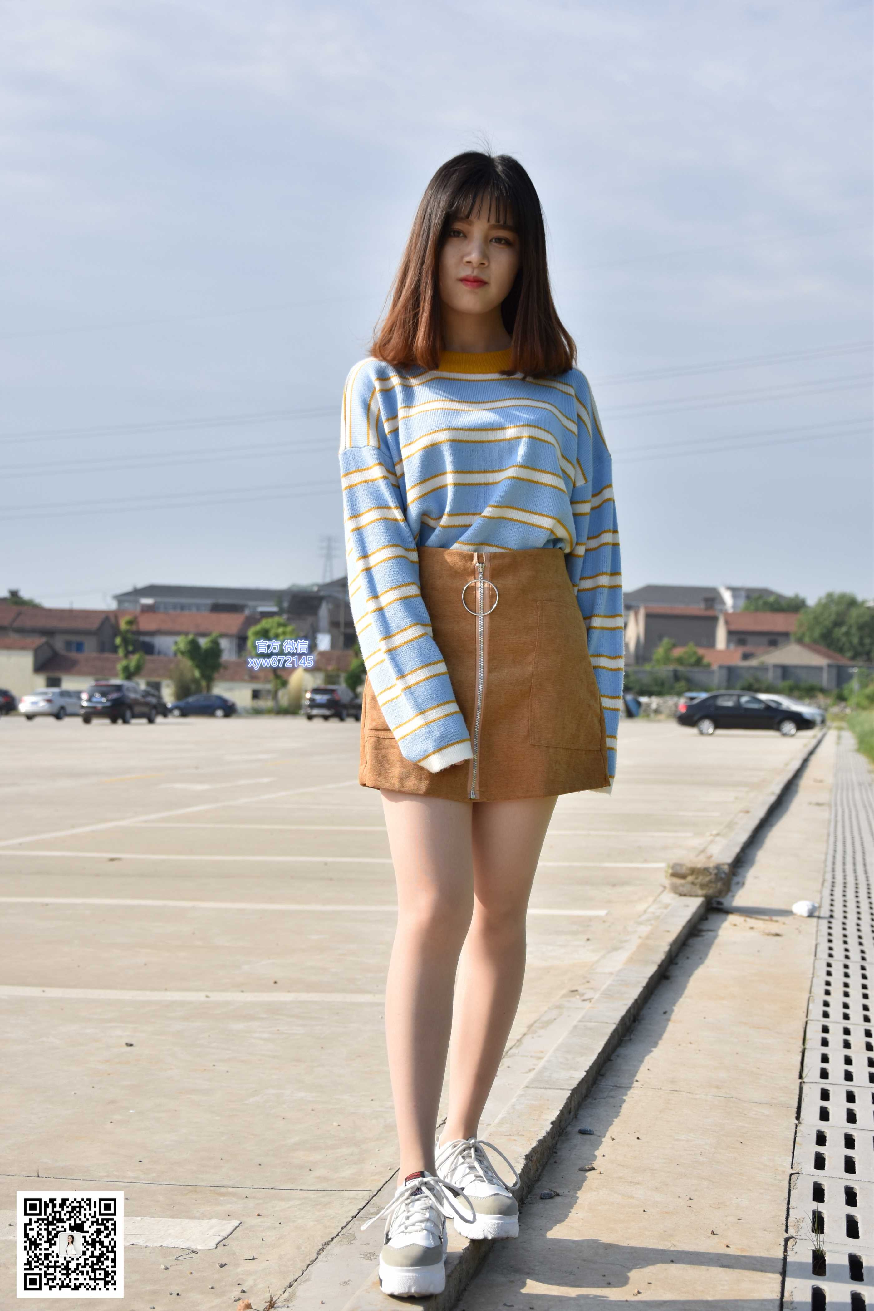 大生模拍 No.018 欣欣-青青芳草地 悠悠丝袜情 [49P202MB]