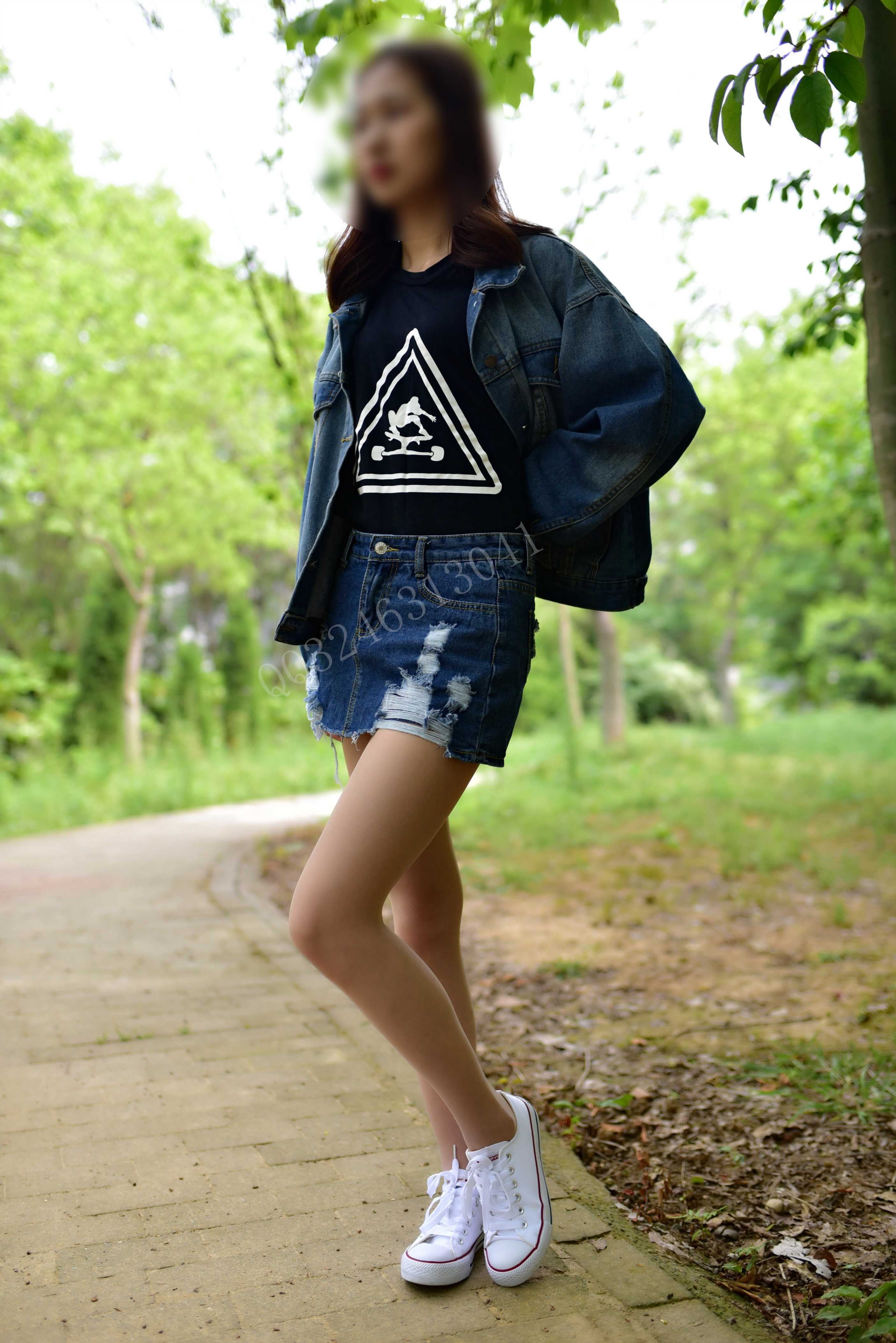 大生模拍 No.034 依依-喜欢穿丝袜的女孩 [51P212MB]