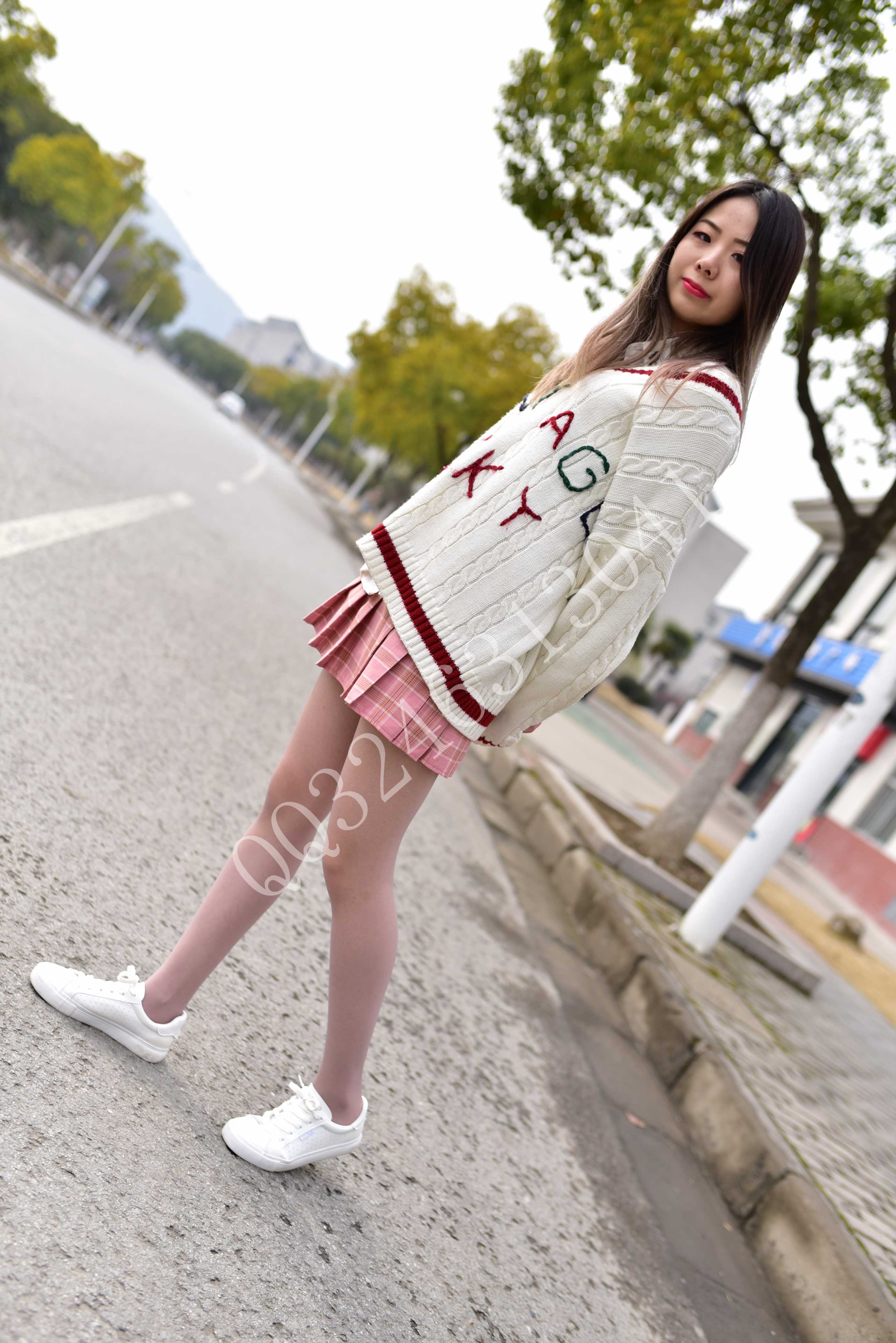 大生模拍 No.051 灰丝学妹 [55P226MB]