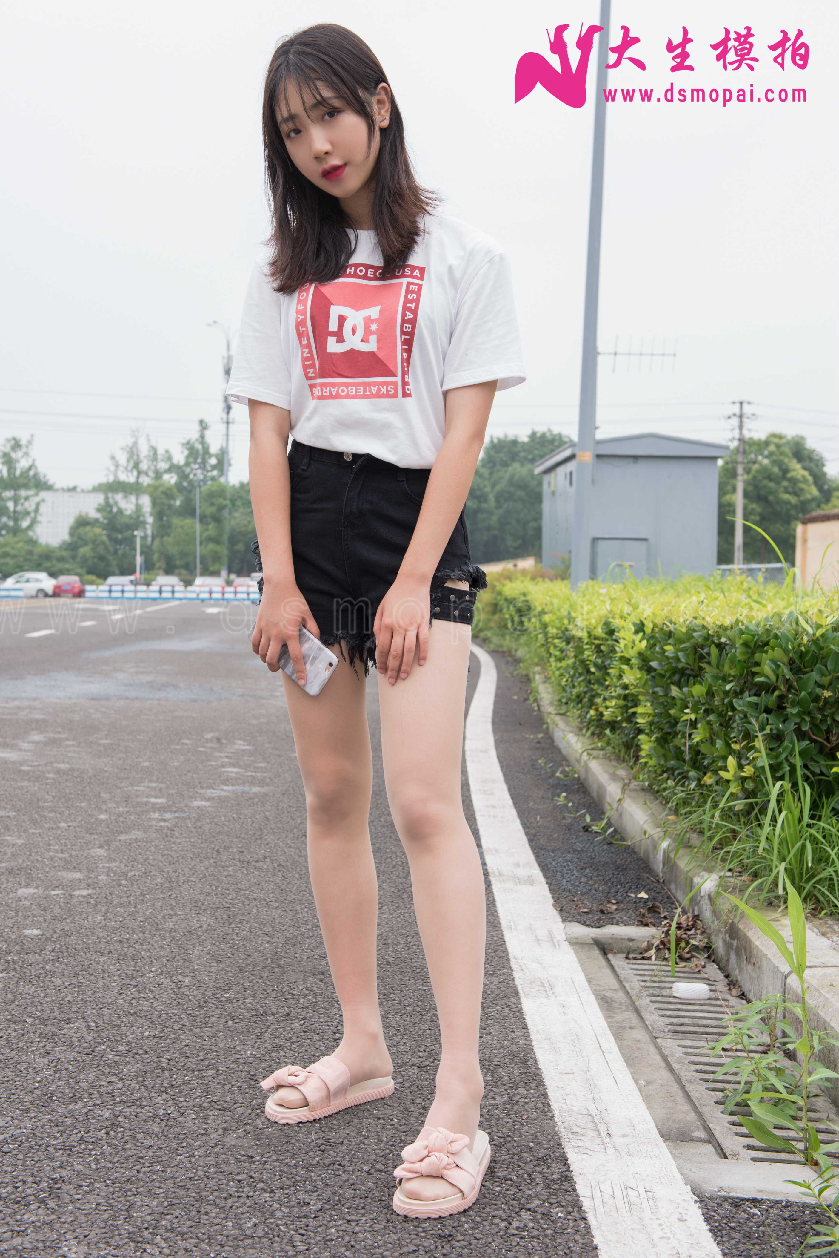 大生模拍 No.136 珠珠 压马路的肉丝腿 [36P1v335MB]