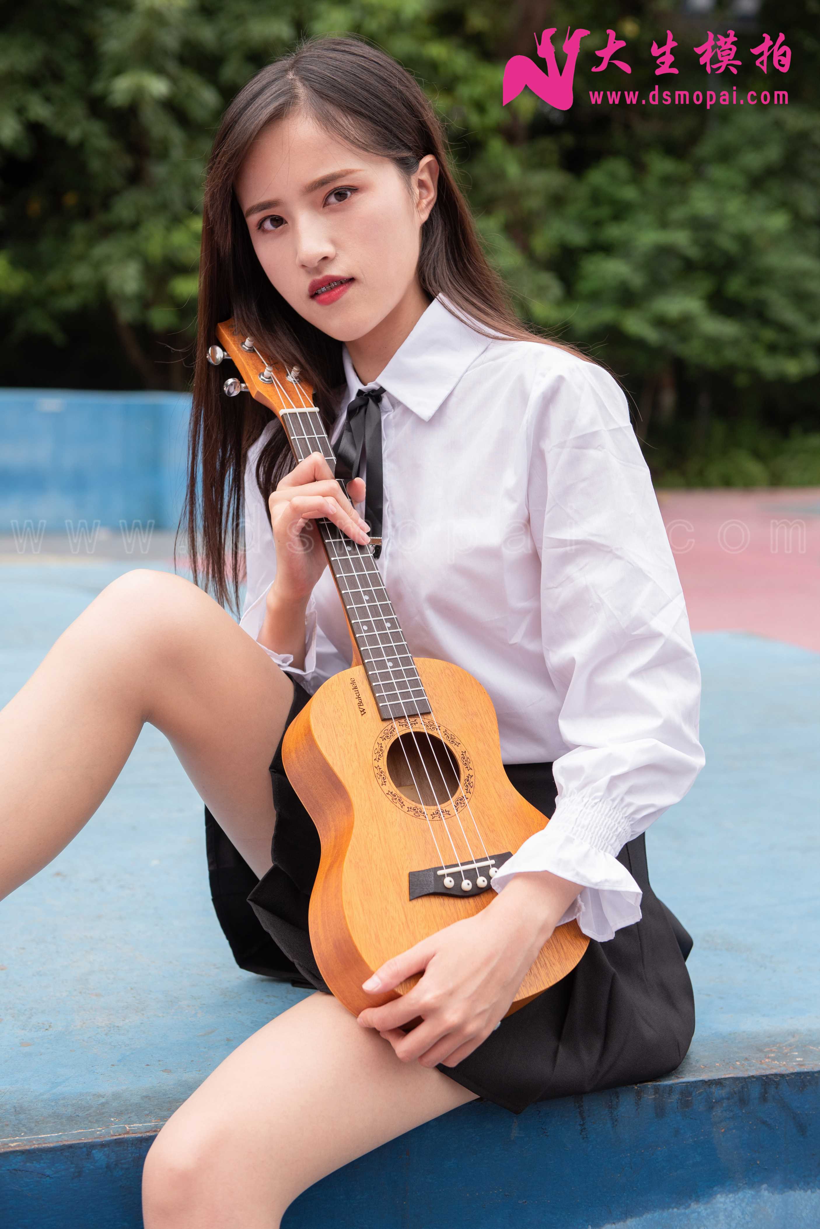 大生模拍 No.150 师师 尤克里里女孩 [58P304MB]