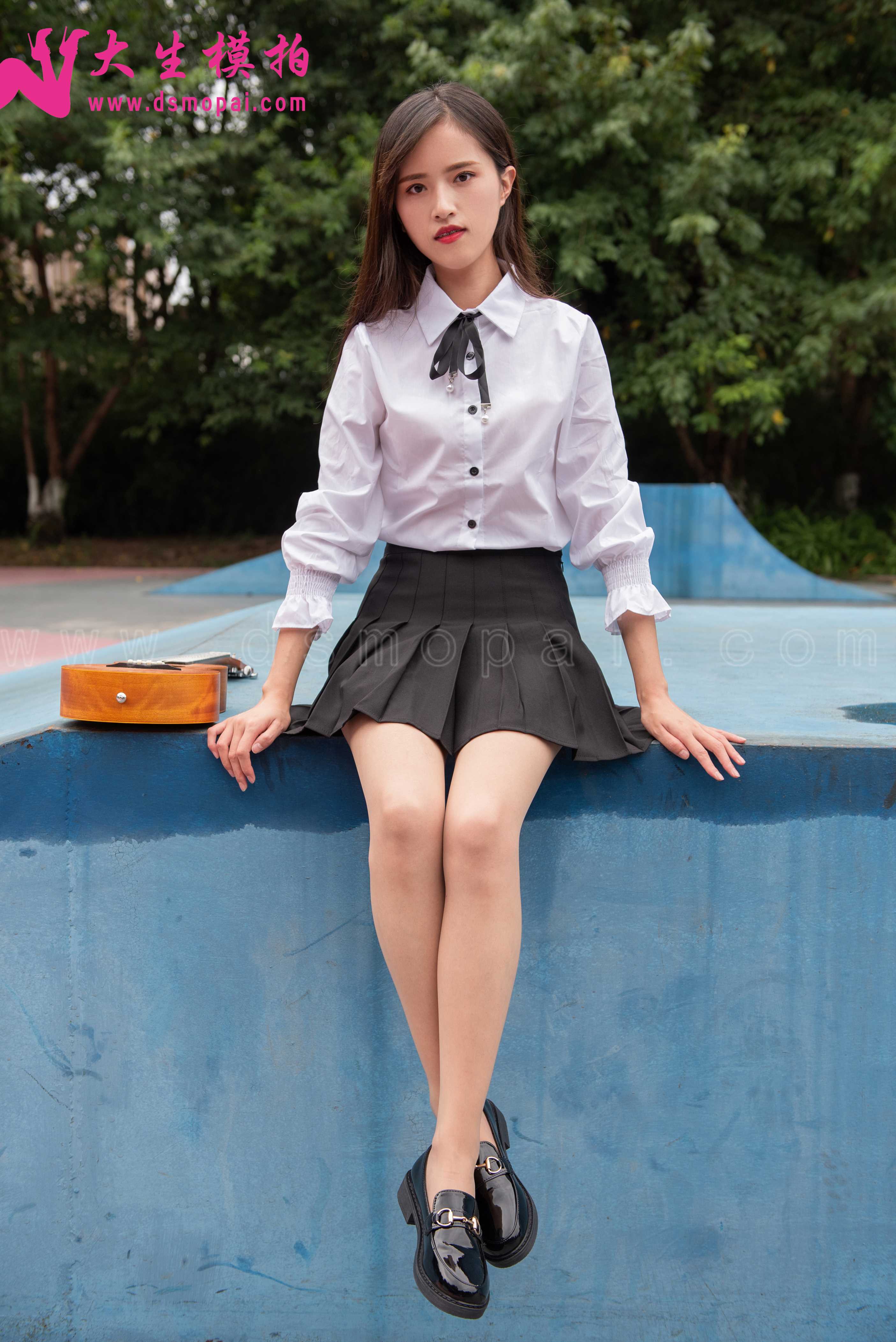 大生模拍 No.150 师师 尤克里里女孩 [58P304MB]