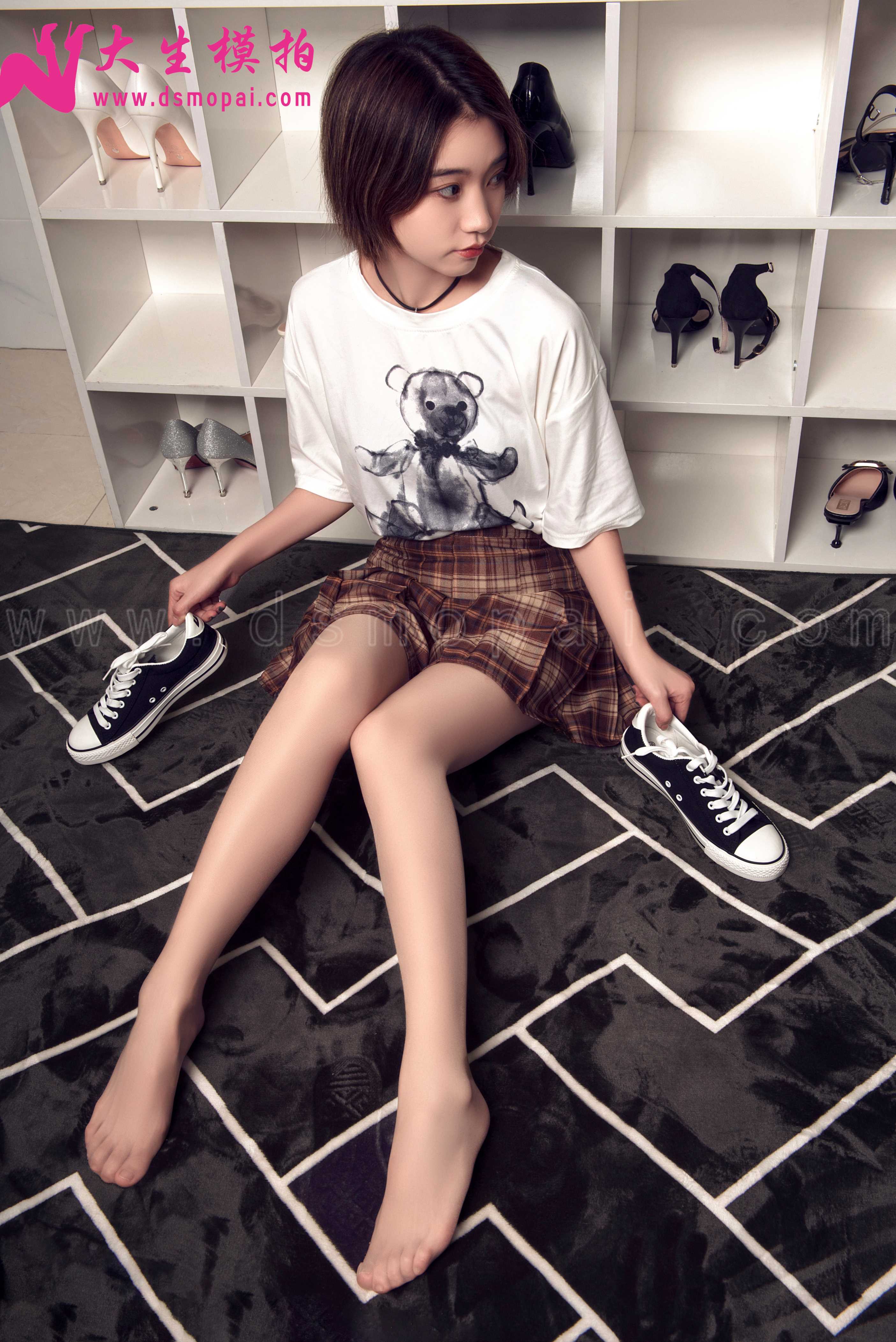 大生模拍 NO.206 小小 短发萌妹 [43P1V651MB]