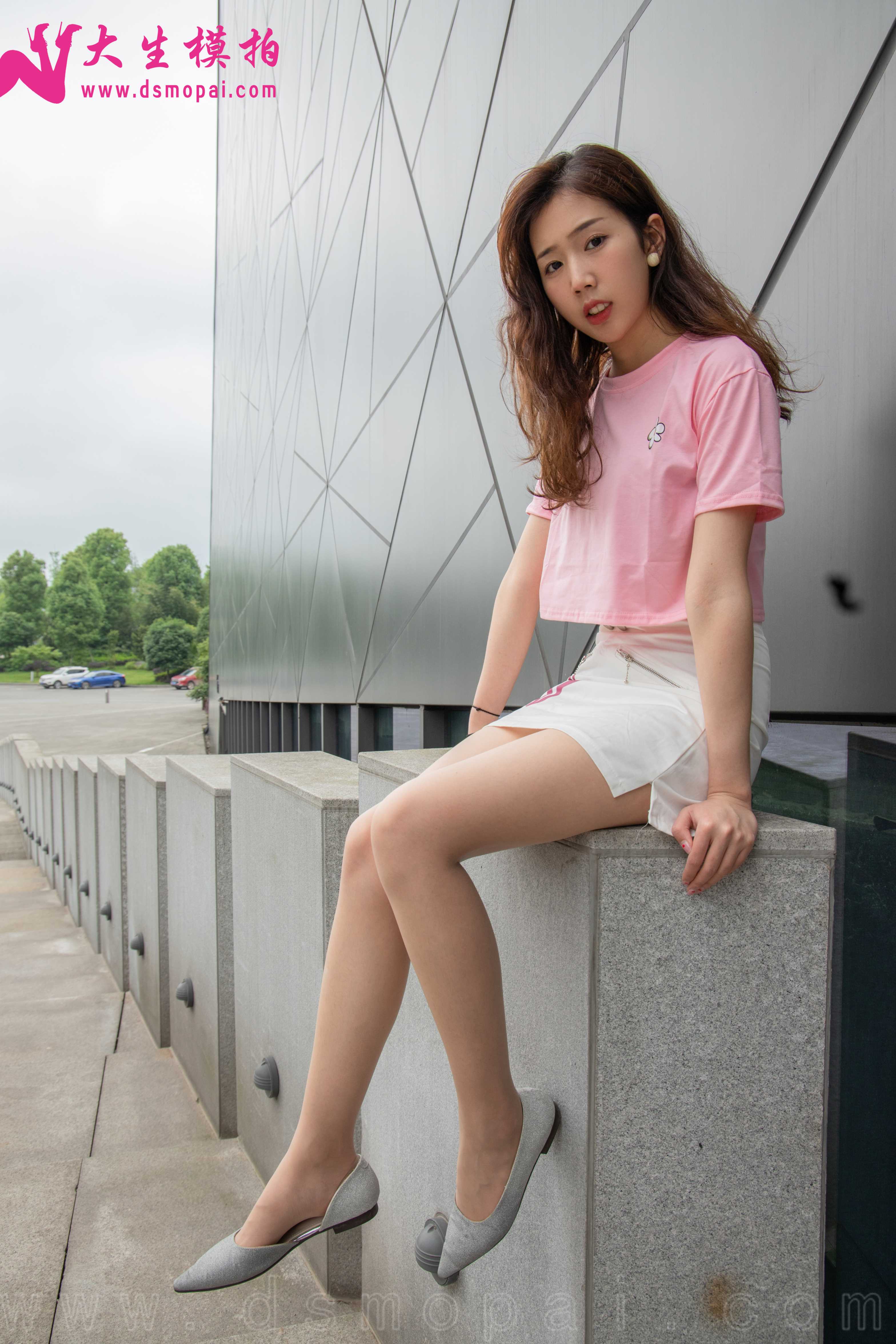 大生模拍 No.225 伊柯曼妙丝腿 [68P+1V／969M]