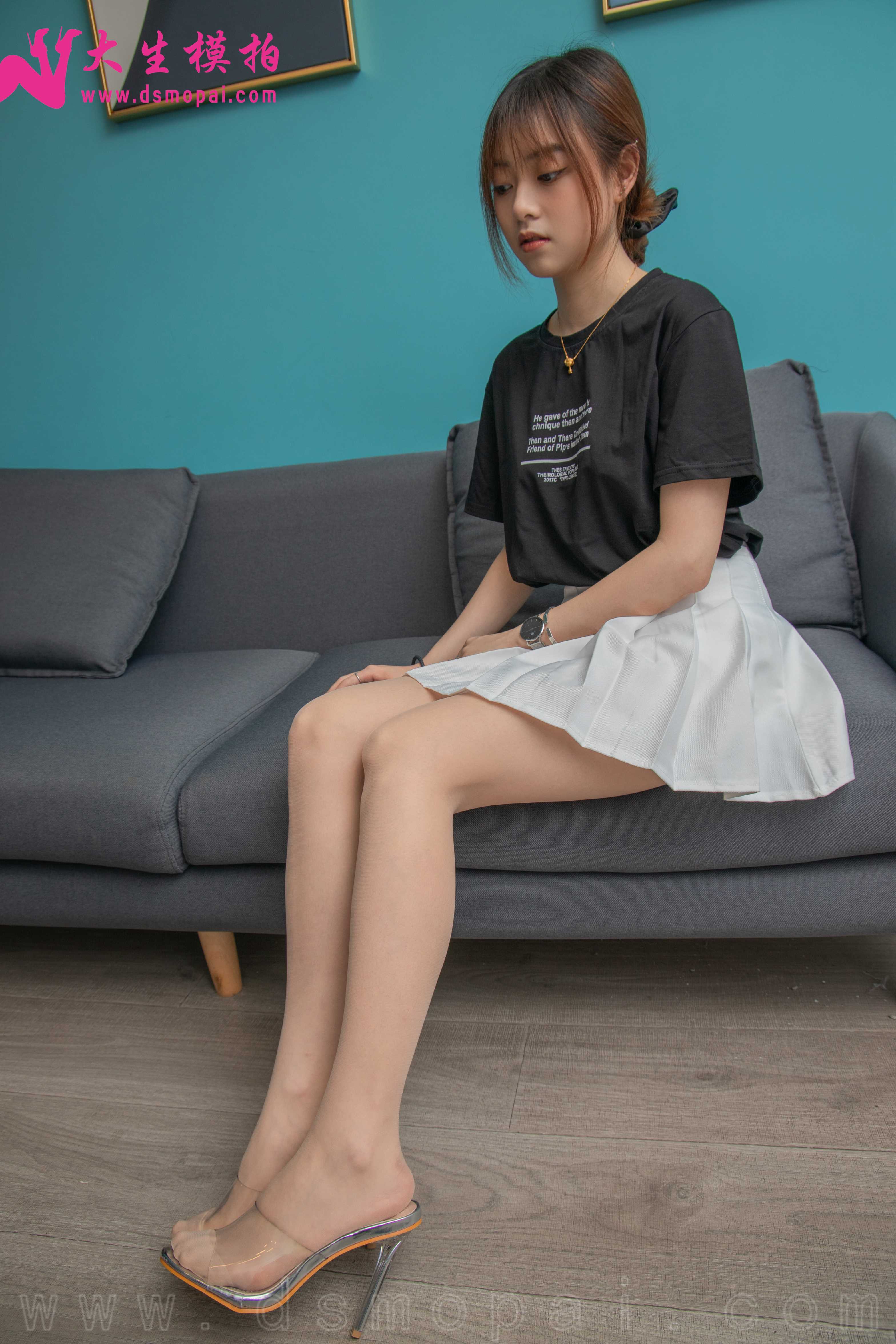 大生模拍 No.227寒寒 萌妹子 [54P+510M]