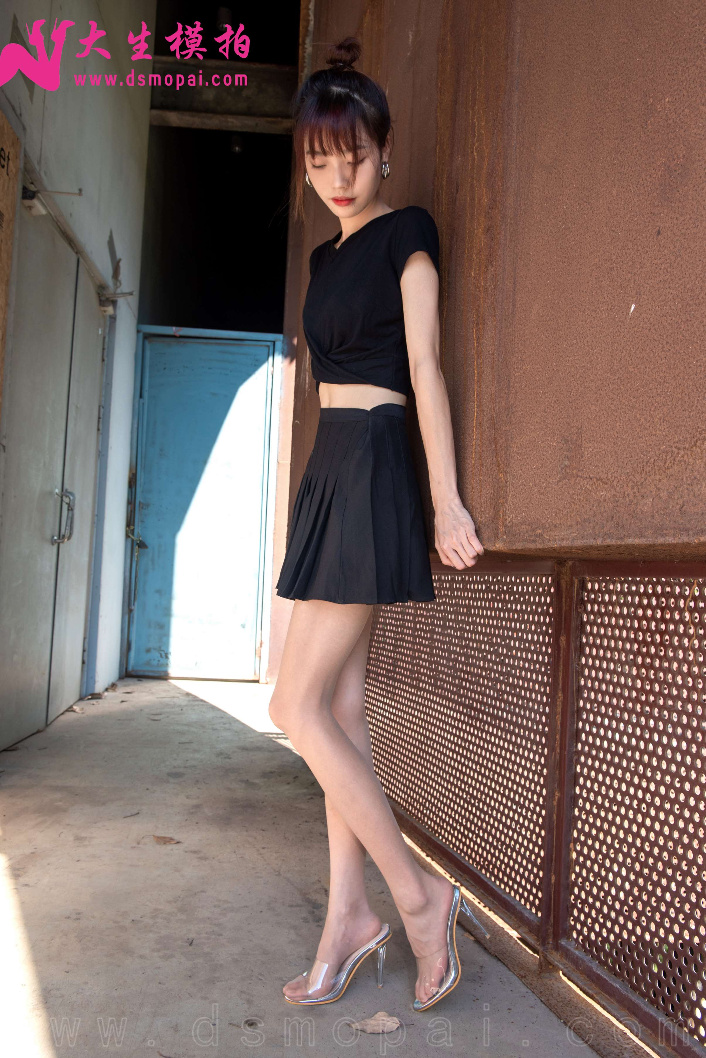 [大生模拍] NO.287 花花 漫画腿[70P1V-3.99G]