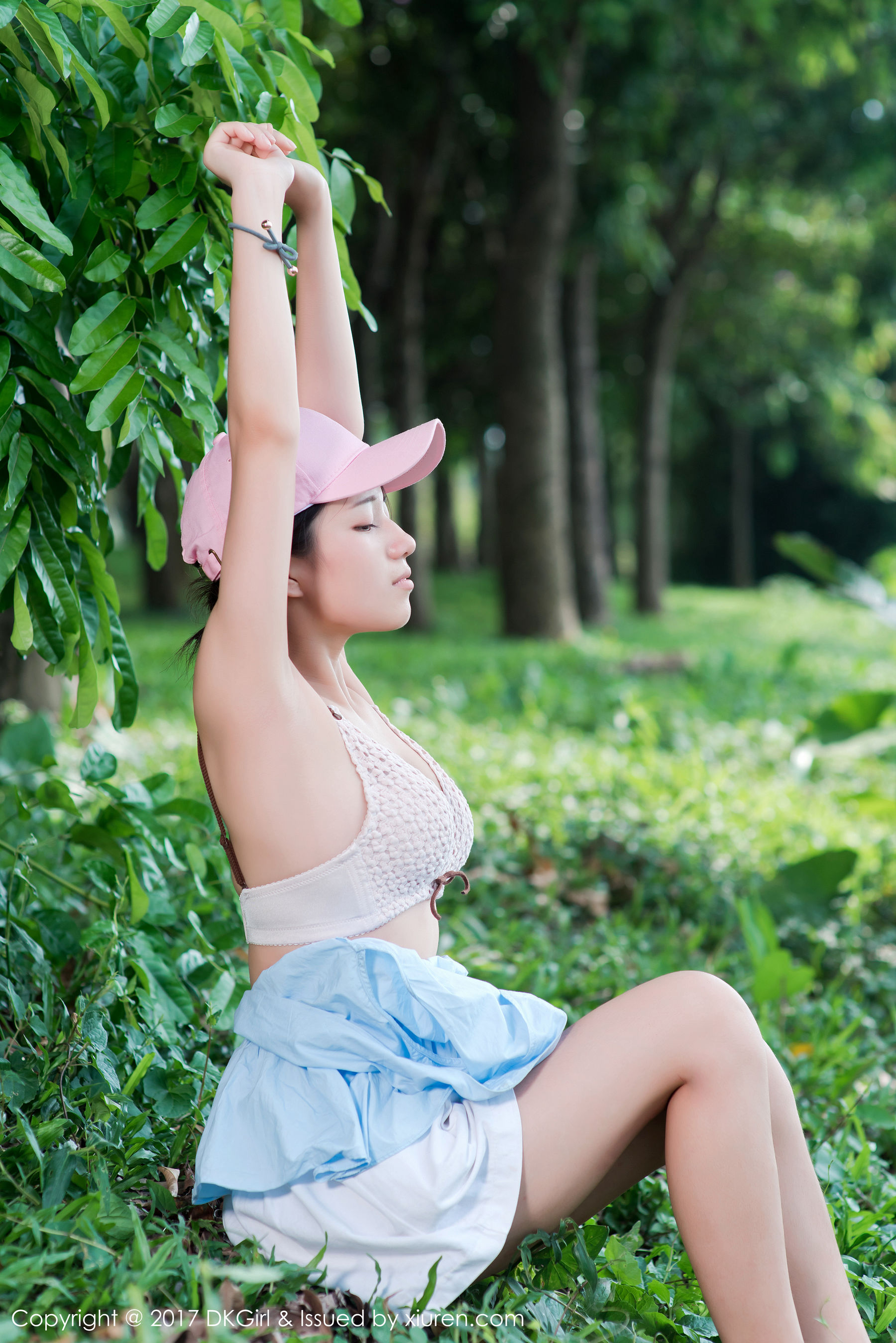 仓井优香《童颜美乳，日系清纯少女，户外露出》 御女郎DKGirl Vol.039 [49P]