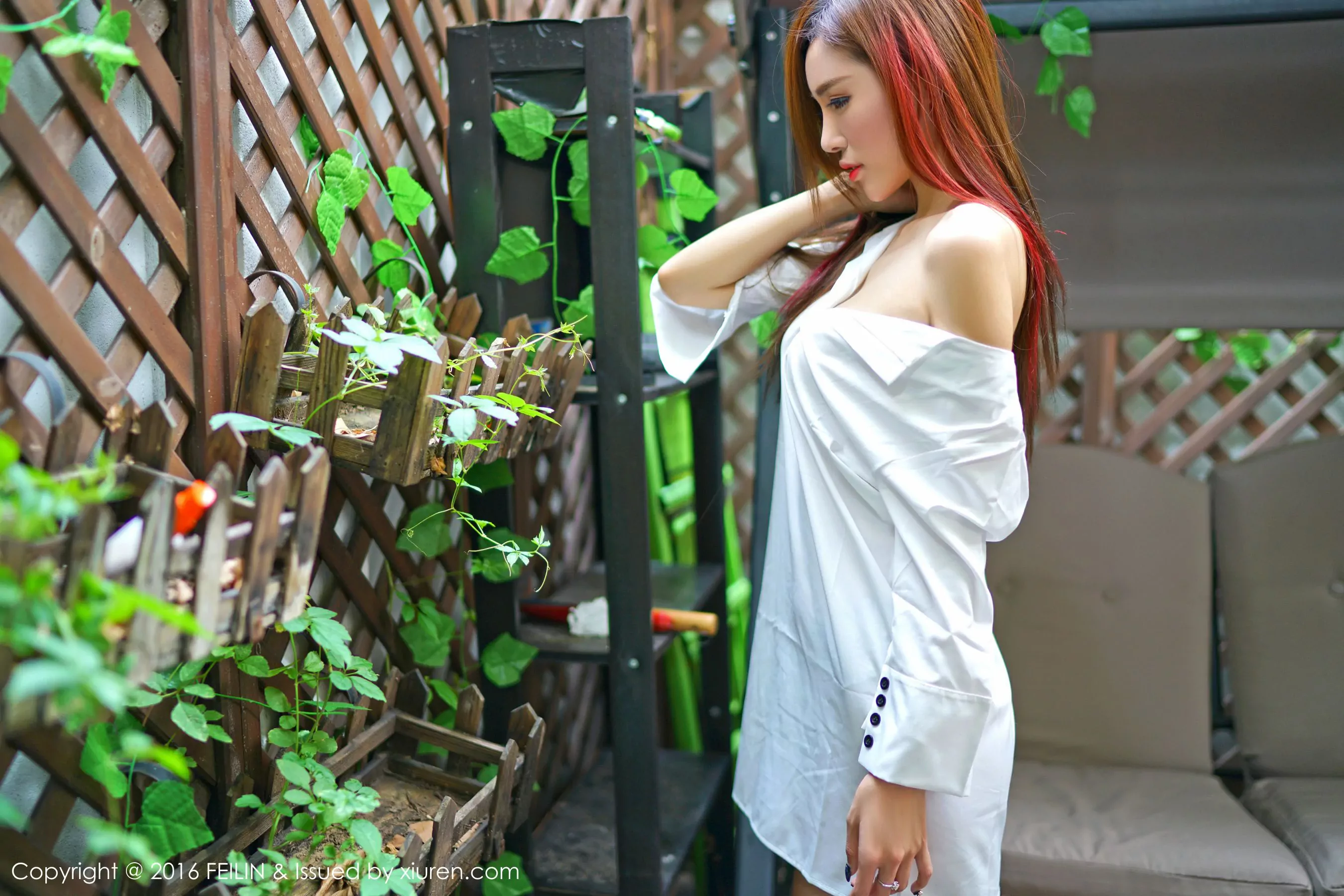 梦小楠小夜猫《美貌、身材与才艺集齐完美一身的女神主播》 嗲囡囡 Vol.055