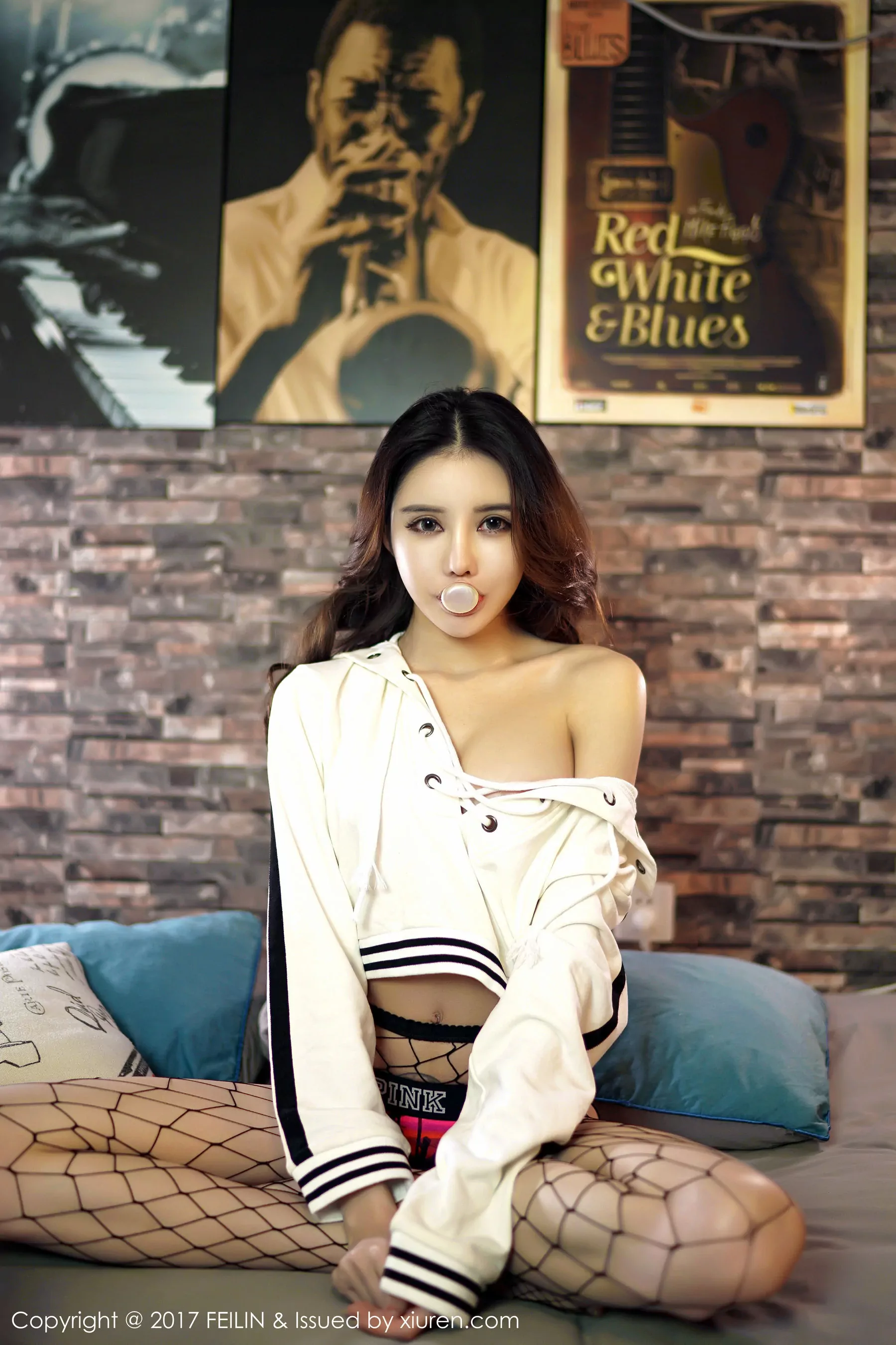 G干干《网格裤袜+丁字裤》 嗲囡囡 VOL.101