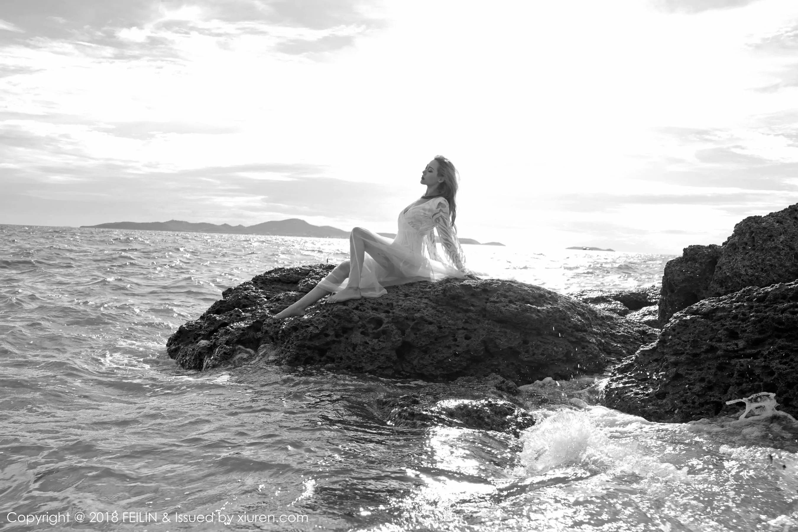 晗大大Via《比基尼湿身》 嗲囡囡 VOL.136