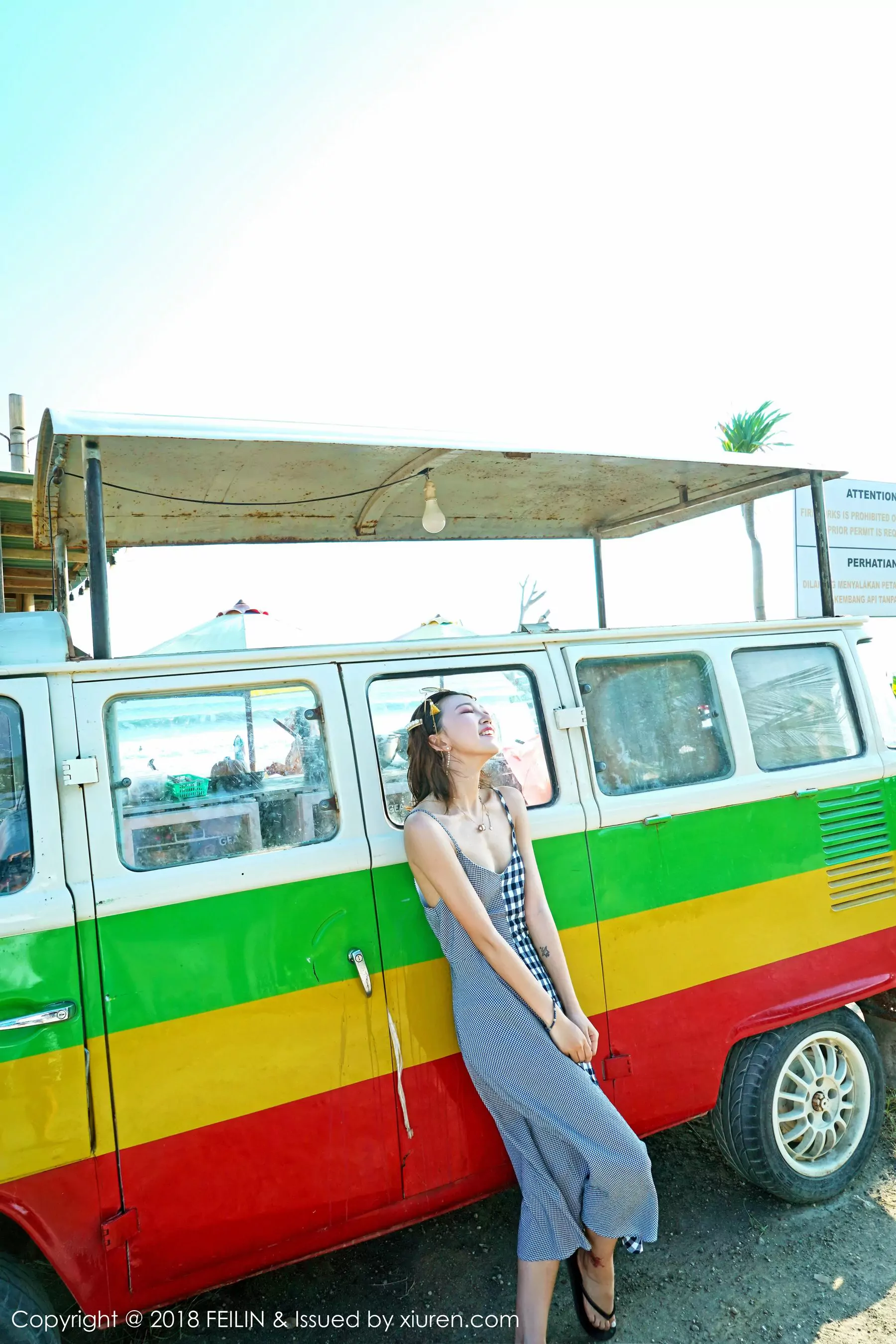 冯木木LRIS《海边清新系列》 嗲囡囡 VOL.142