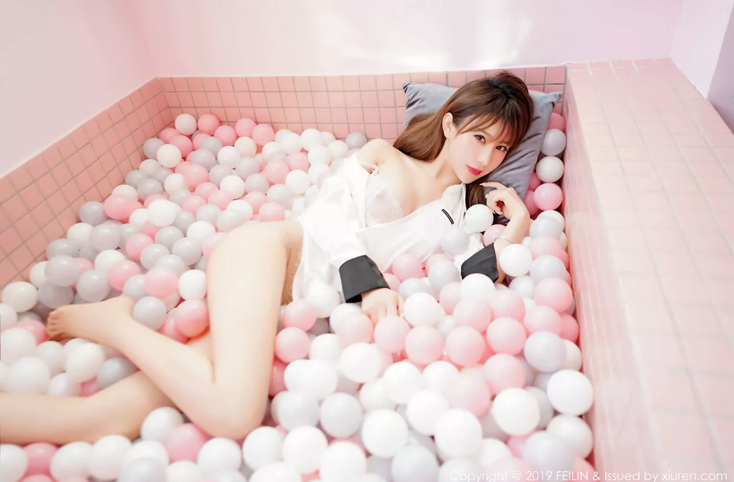 eiLin 嗲囡囡 VOL.214 程梓