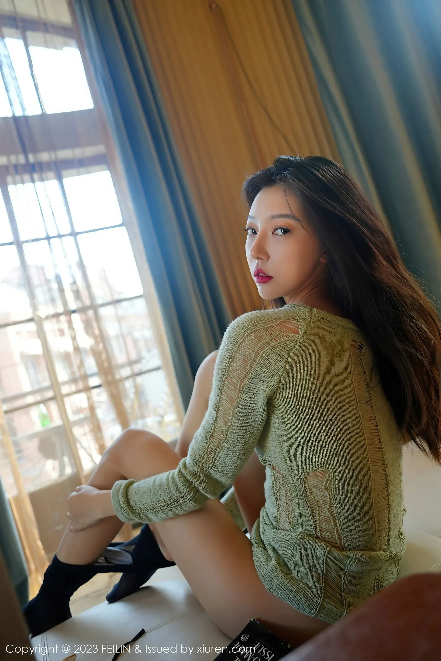 嗲囡囡 VOL.462 冯木木LRIS 妩媚美腿