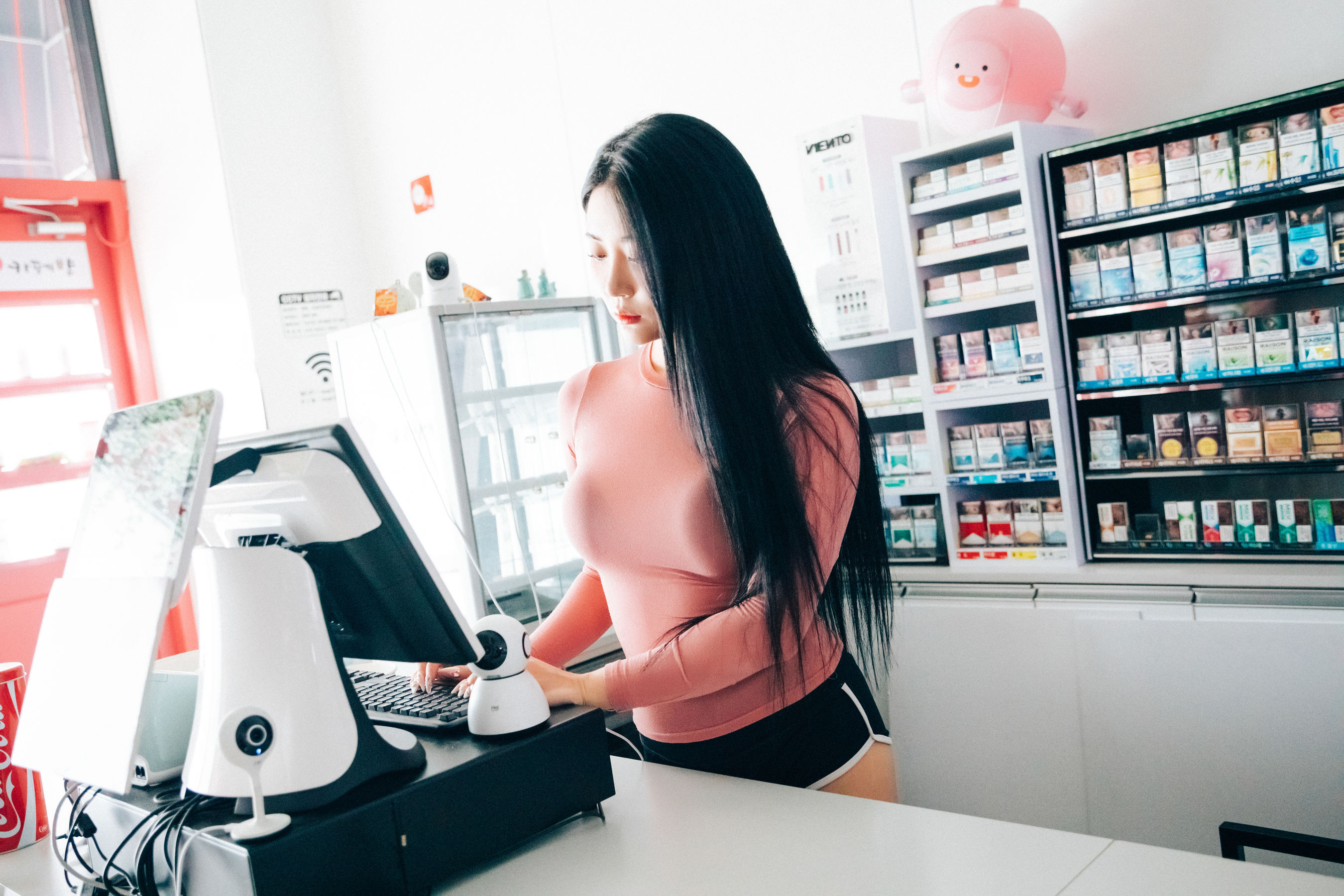 [LOOZY] Bomi – Part timer [124P]