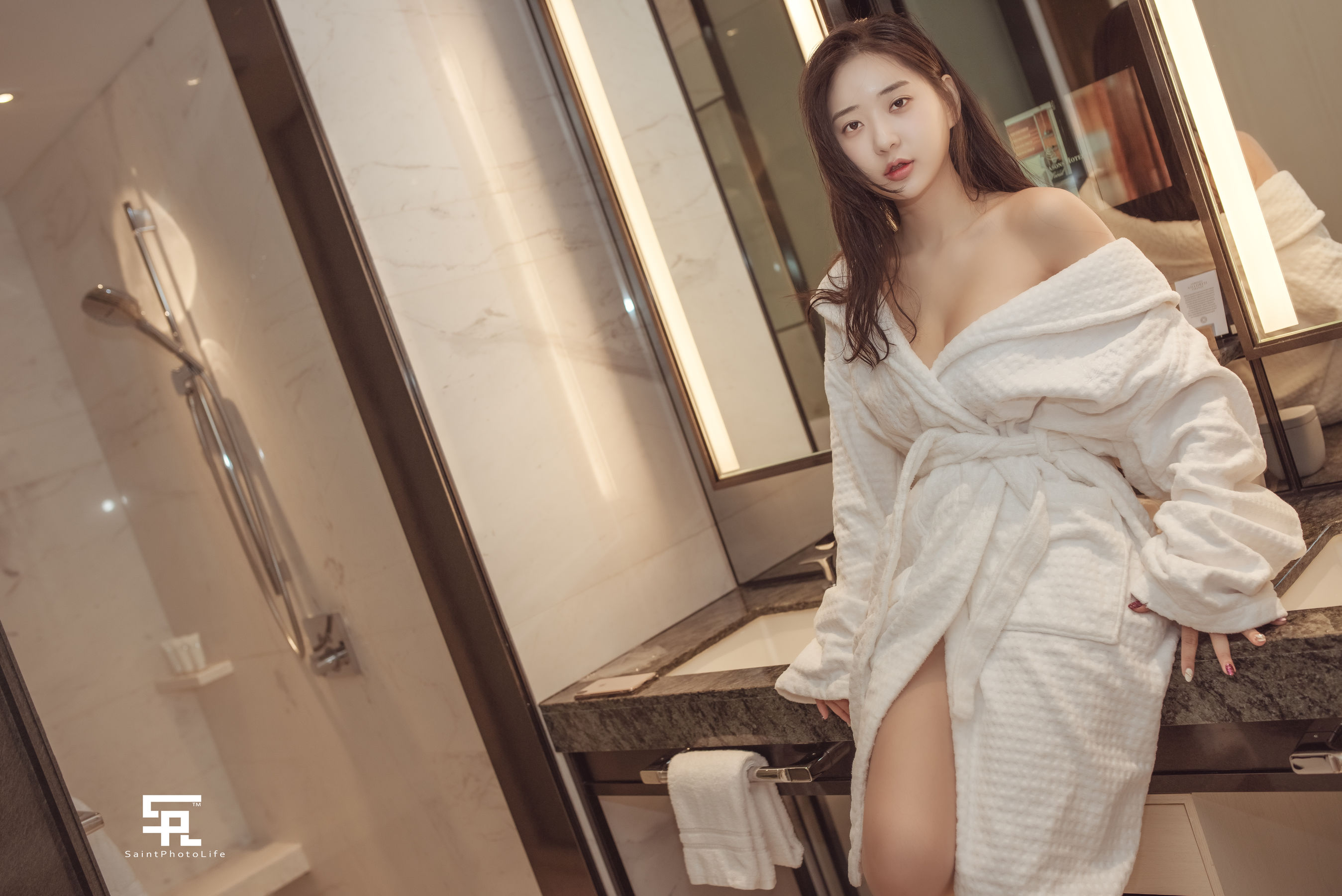 [saintphotolife] 韩国妹子申才恩(Zennyrt) – OL [36P]