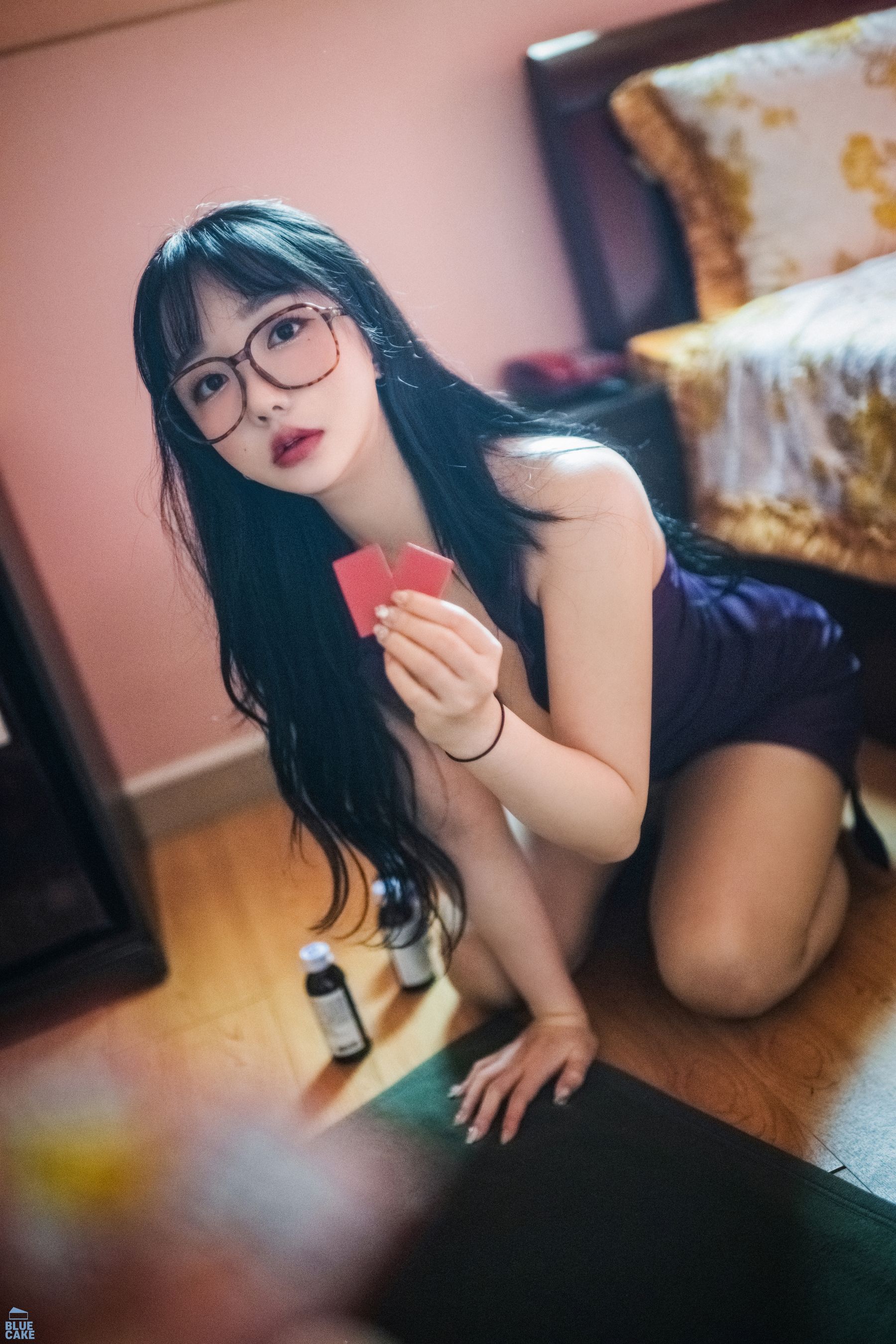 [BLUECAKE] YeEun – Nude No Panty [100P]