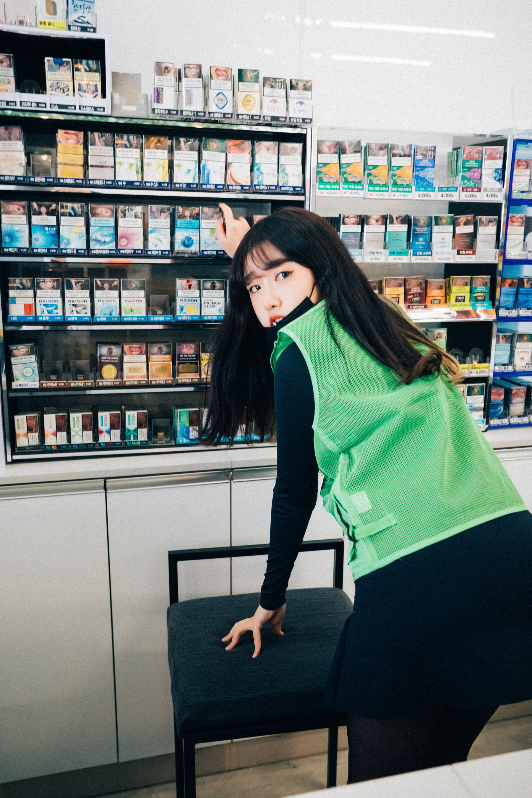 [LOOZY] Sonson – First Nipple Alba [97P]