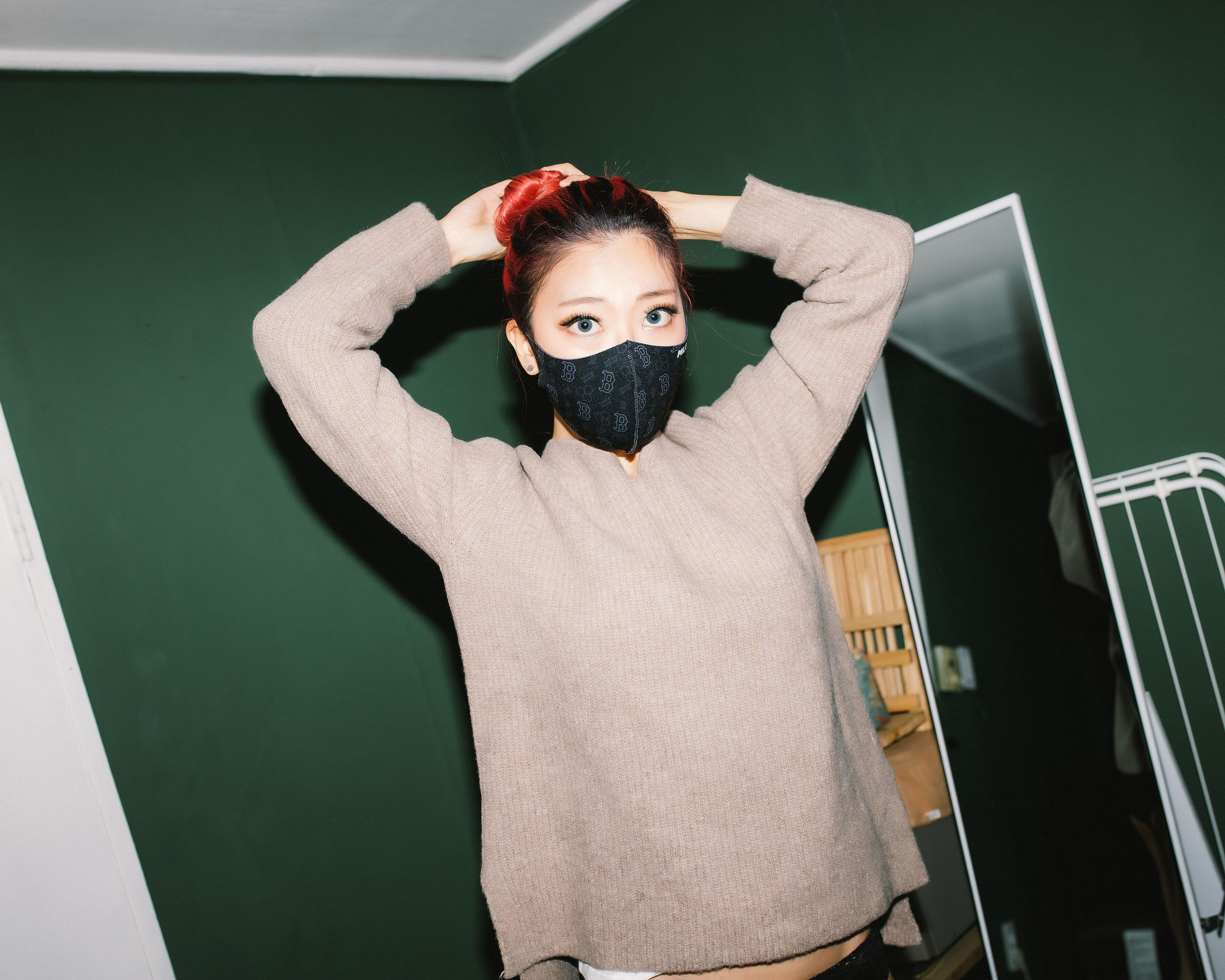 [Moon Night Snap] – Mona My sister next door Vol.1 [18P]