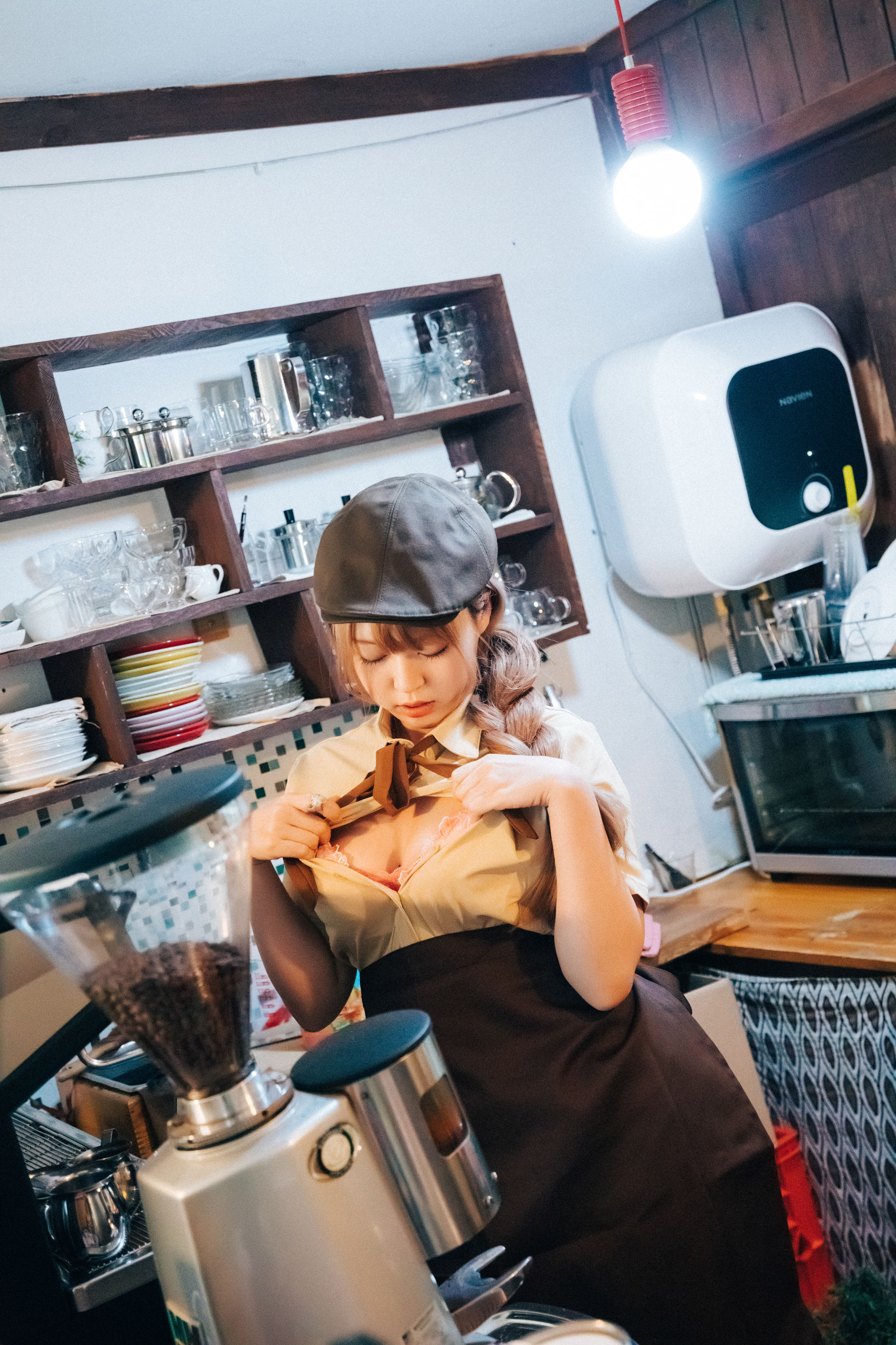 [LOOZY] Mozzi – Cafe Mozzi [72P]