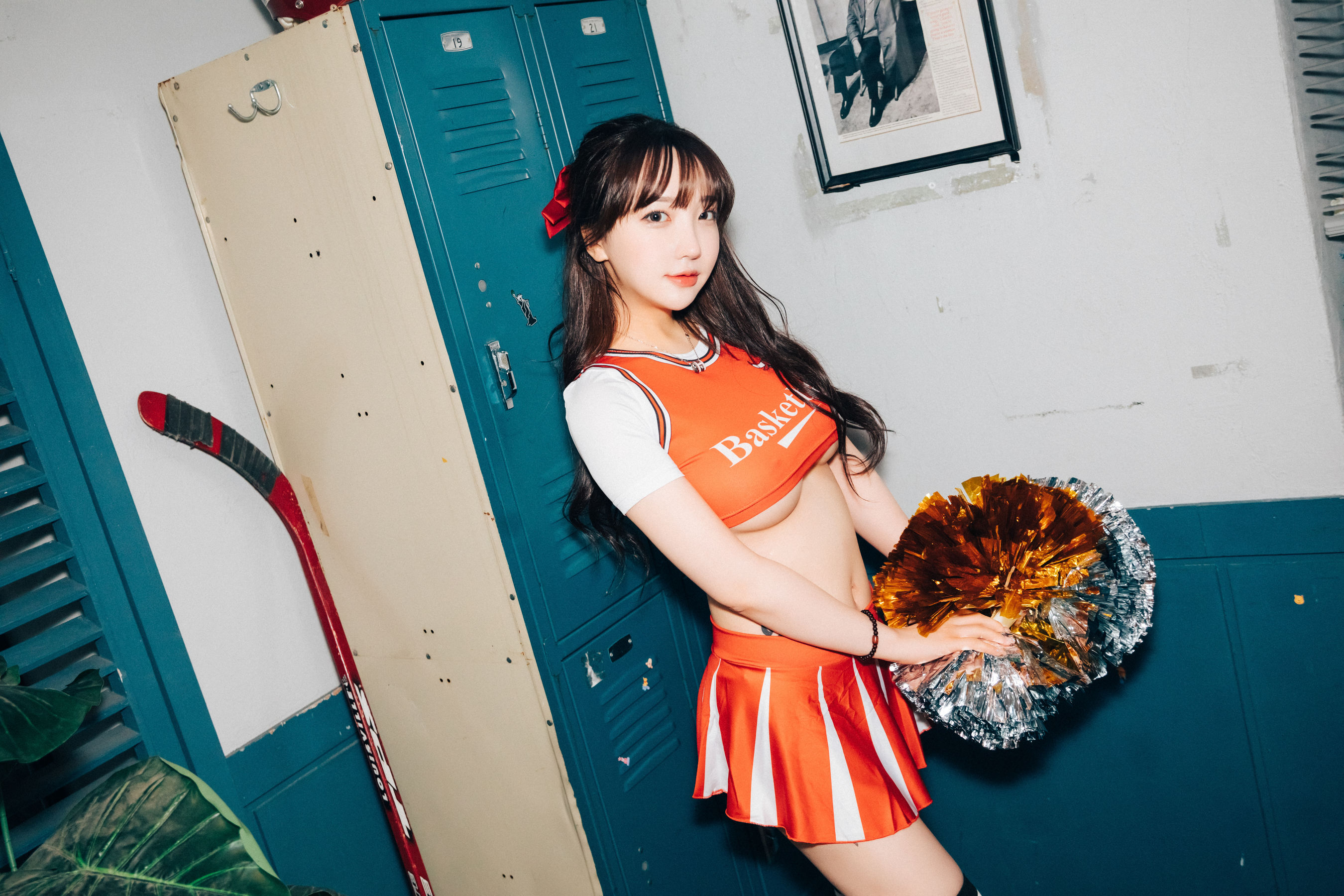 [LOOZY] Yeeun – Cheer Up + S.Ver [78P]