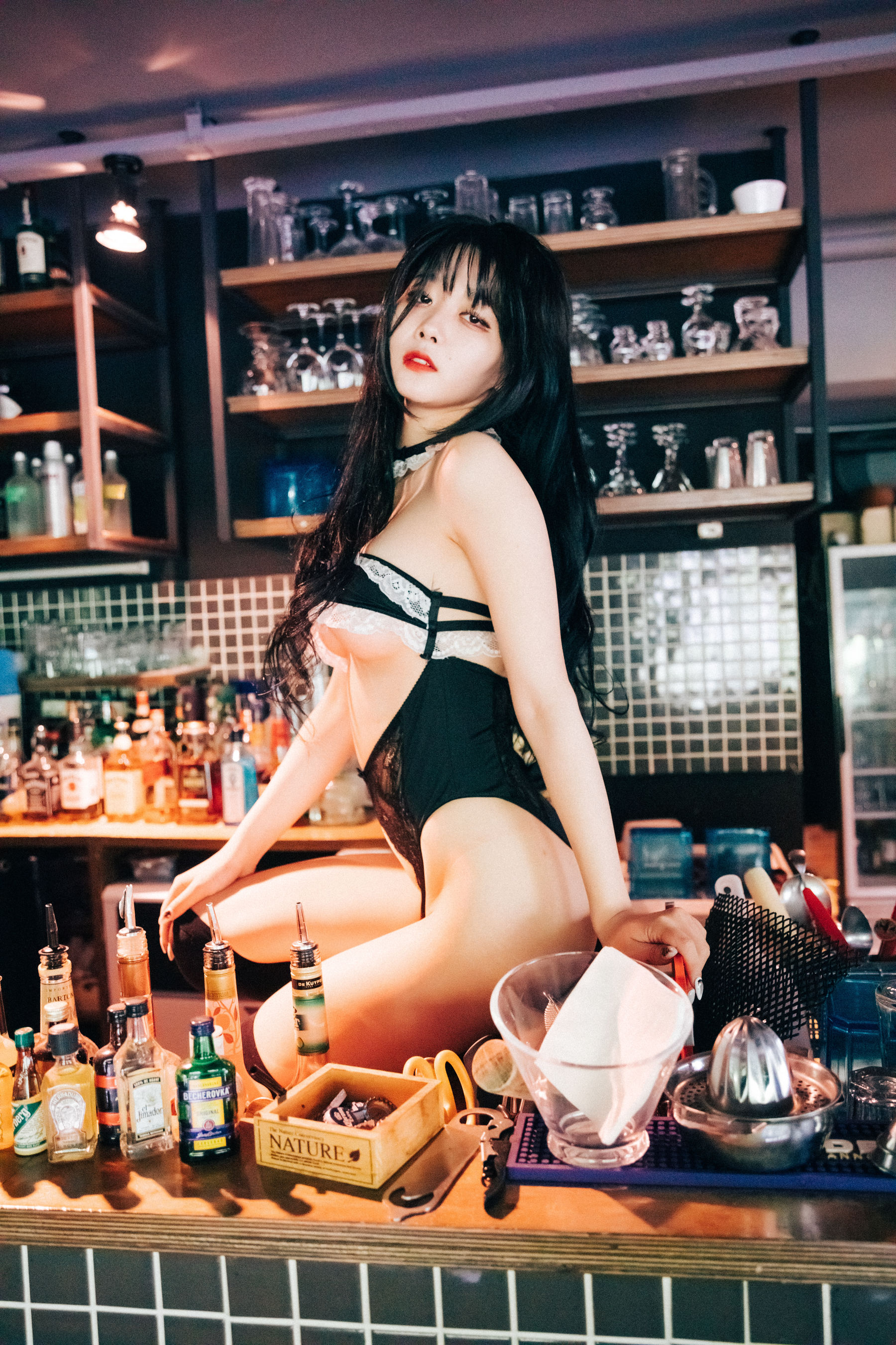 [LOOZY] Zia – SM Bar [179P]