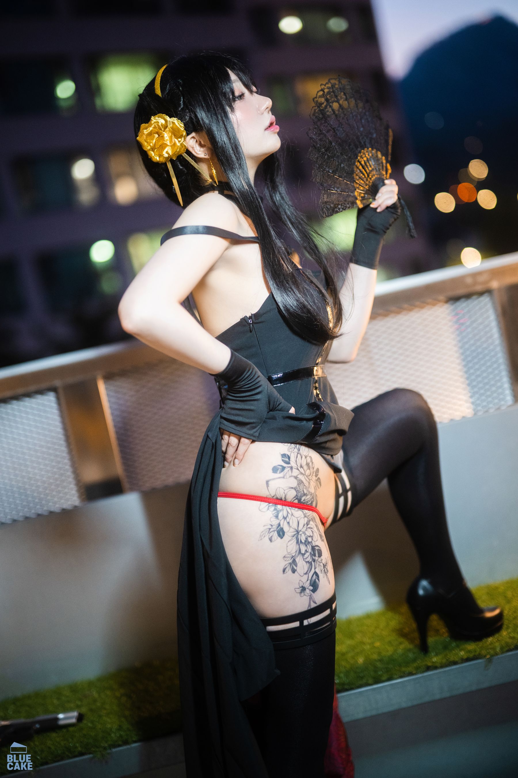 [BLUECAKE] YeEun – Black Rose [81P]