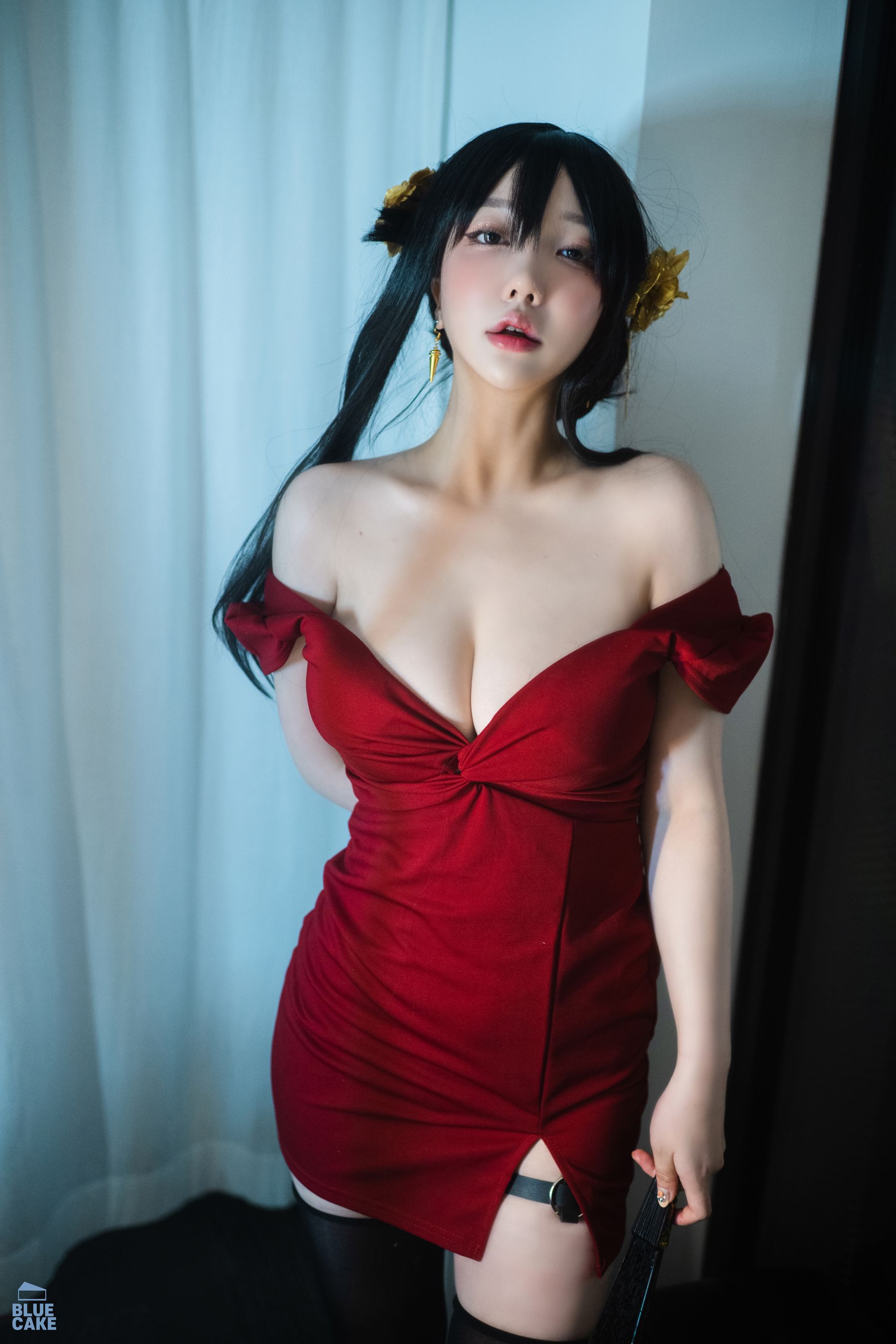 [BLUECAKE] YeEun – Black Rose [81P]