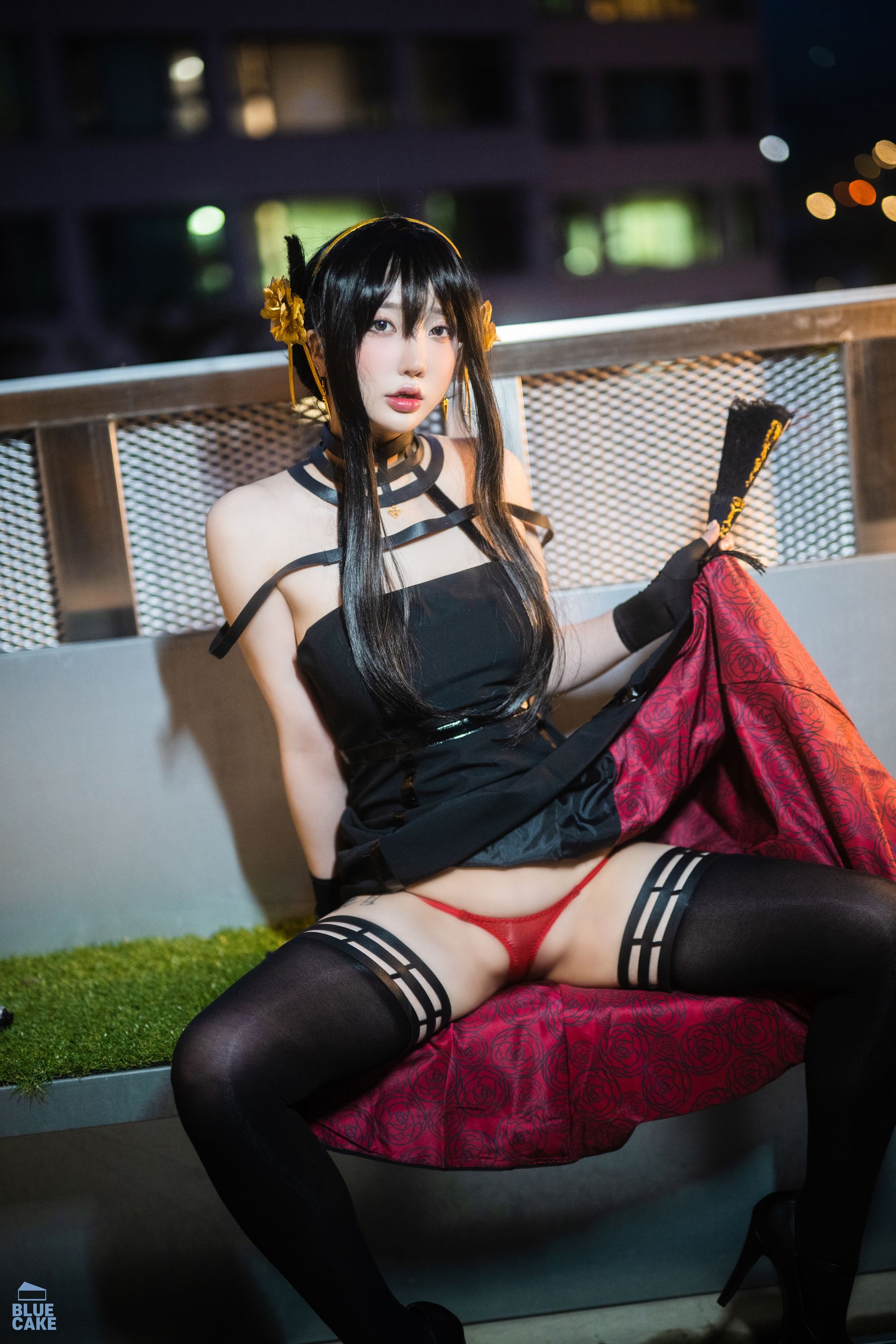 [BLUECAKE] YeEun – Black Rose [81P]