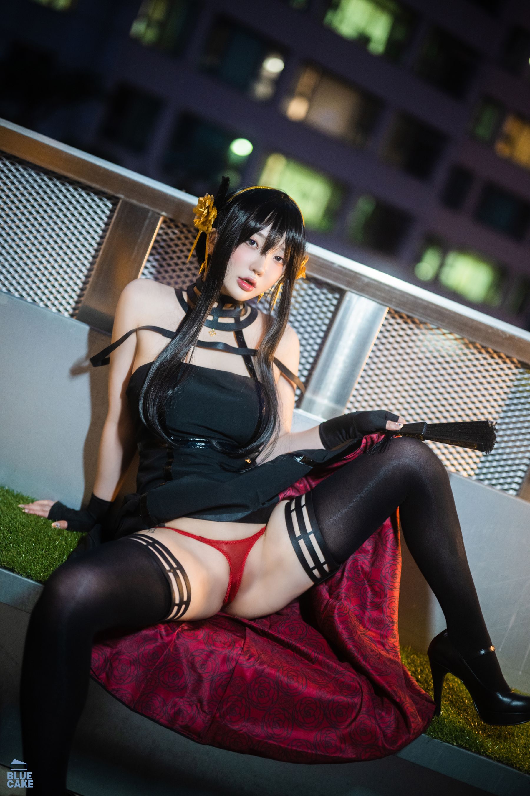 [BLUECAKE] YeEun – Black Rose [81P]