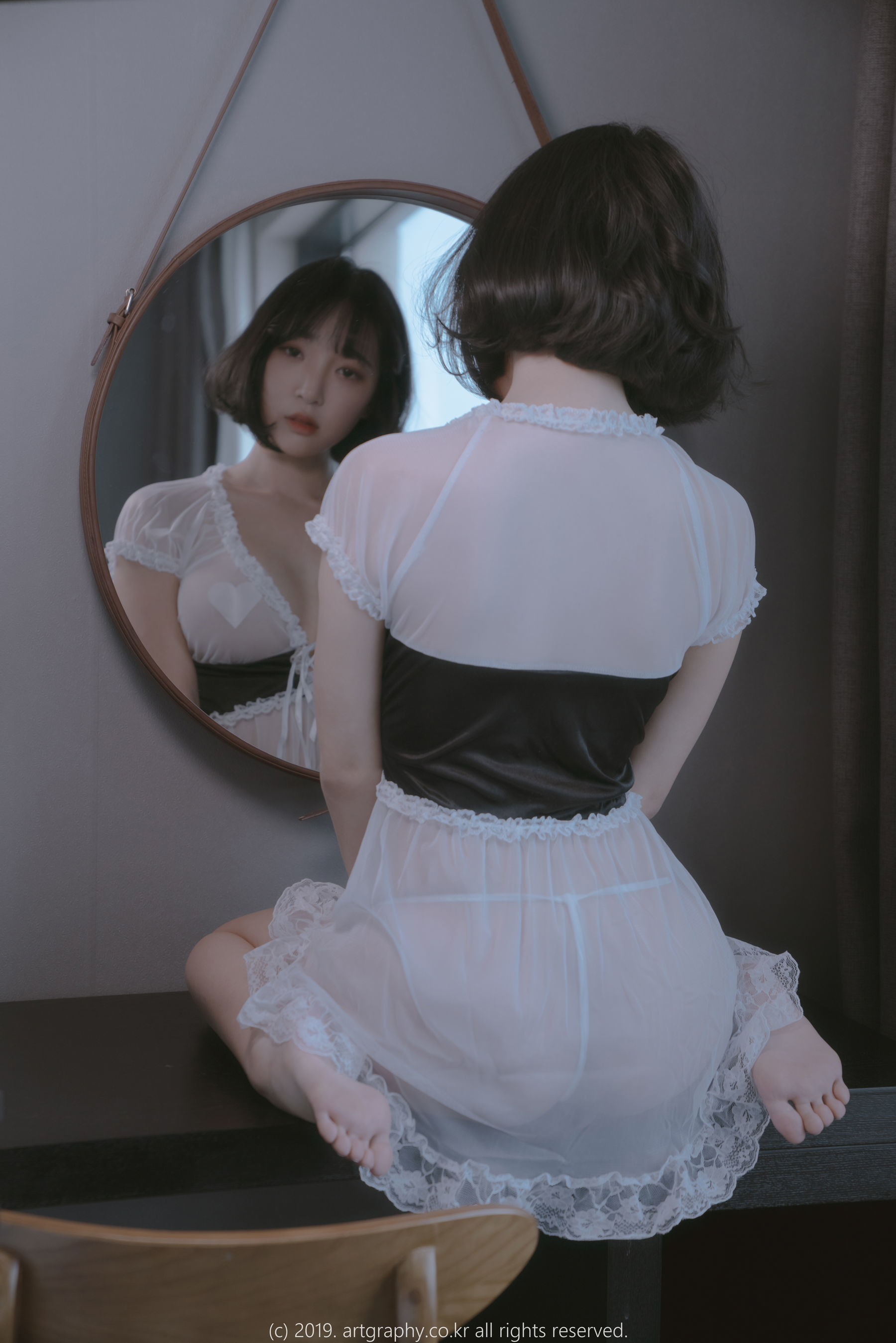 [ARTGRAVIA] VOL.069 姜仁卿 – 透视睡衣+古典红色睡袍 [45P]