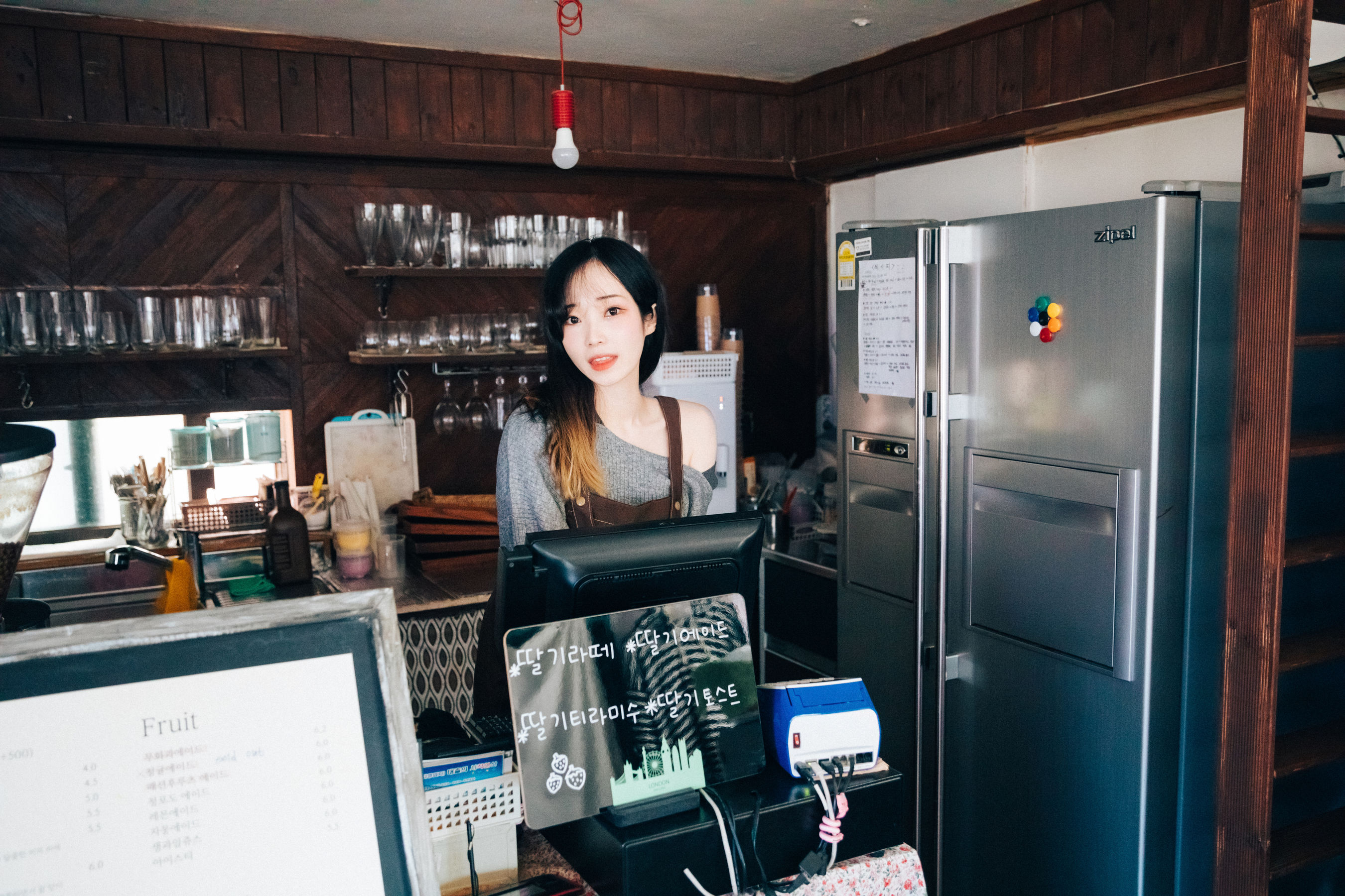 [LOOZY] Bambi – Cafe Alba [159P]