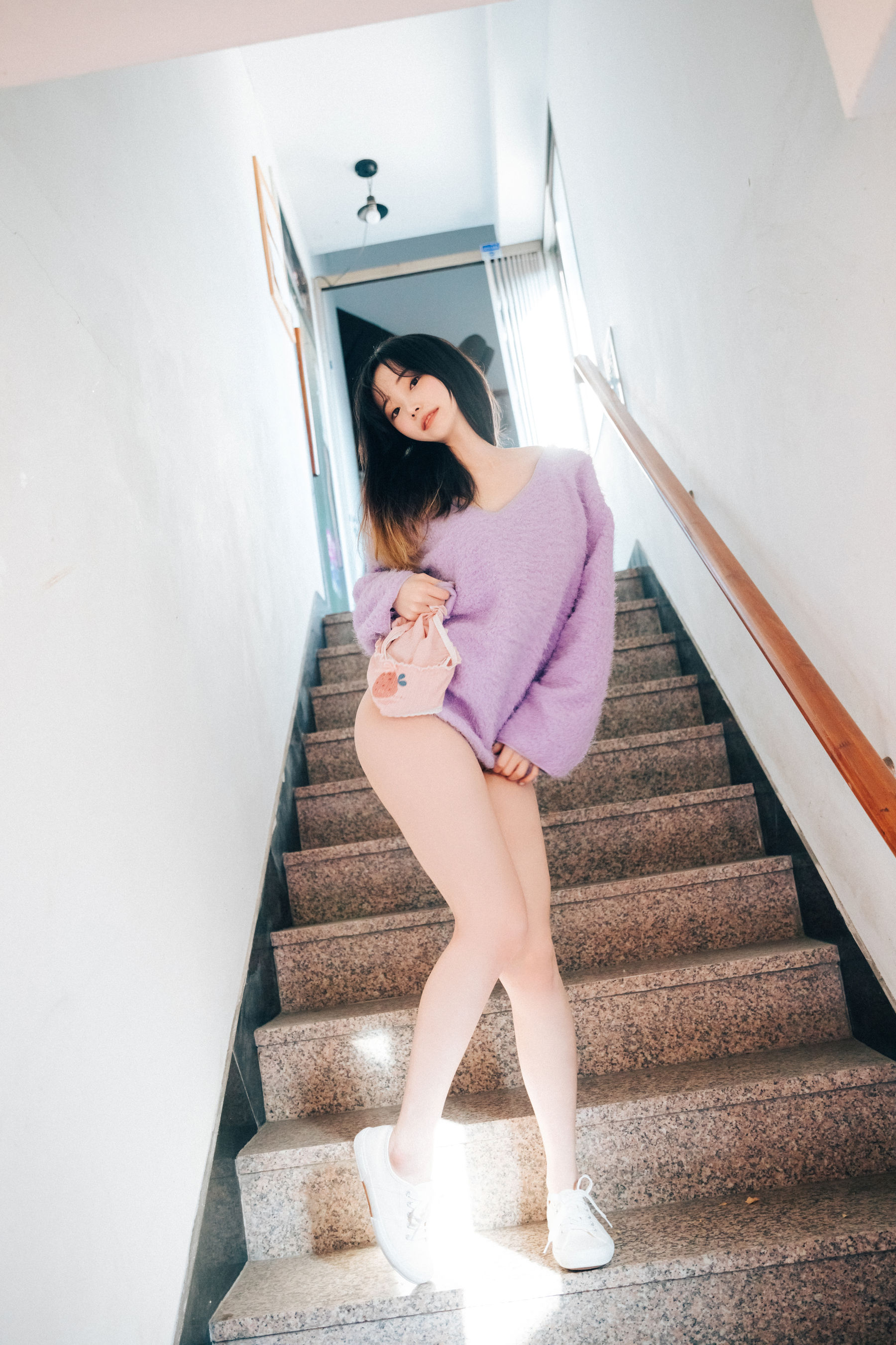 [LOOZY] Bambi – Cafe Alba [159P]