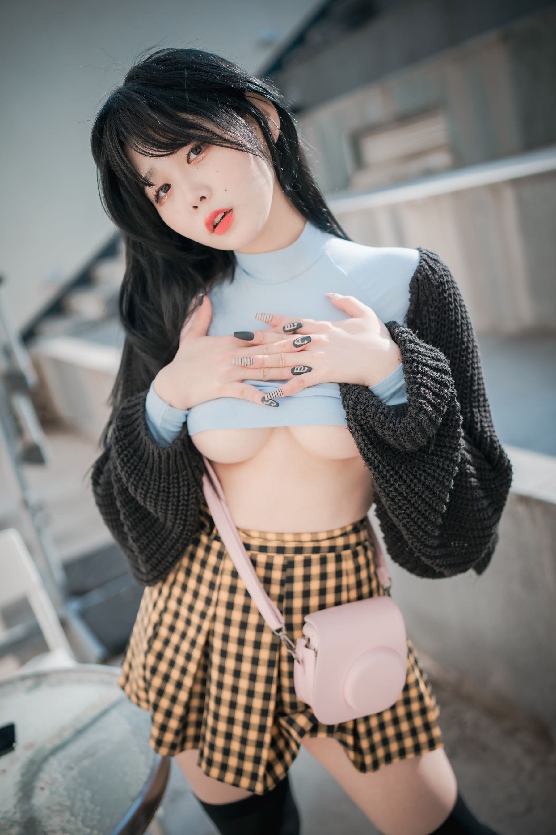 [DJAWA] Zia – Early Spring Walk in March [141P]