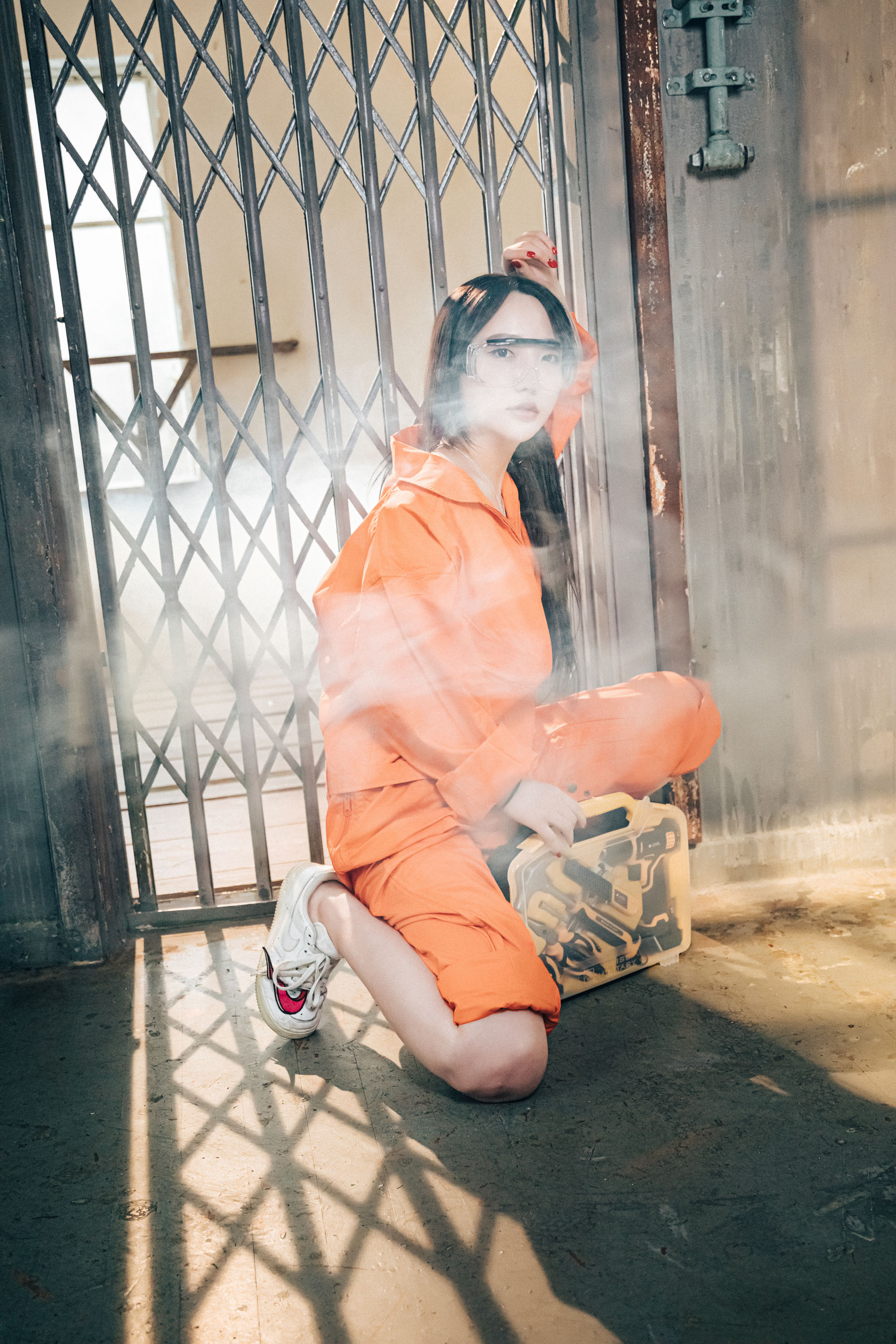 [LOOZY] Yeeun – Where Are My Tools [81P]