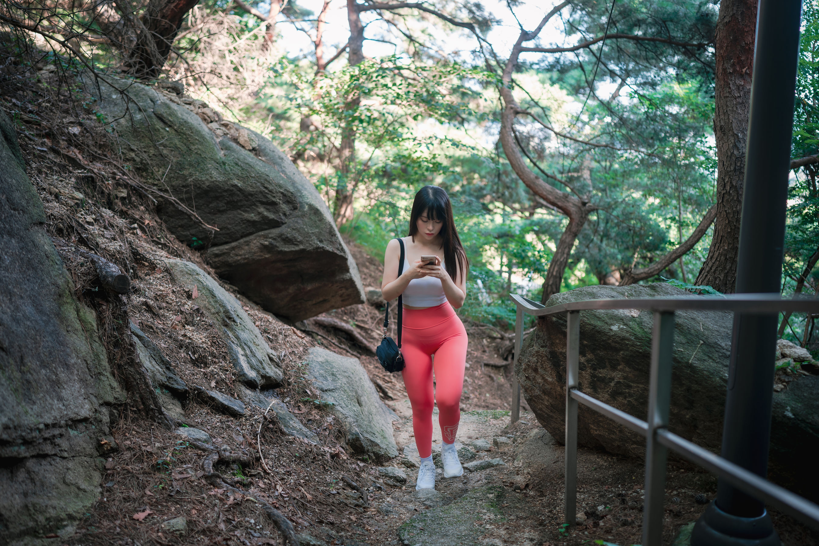 [DJAWA] ZziZzi – Naughty Trekking 2nd Course [105P]