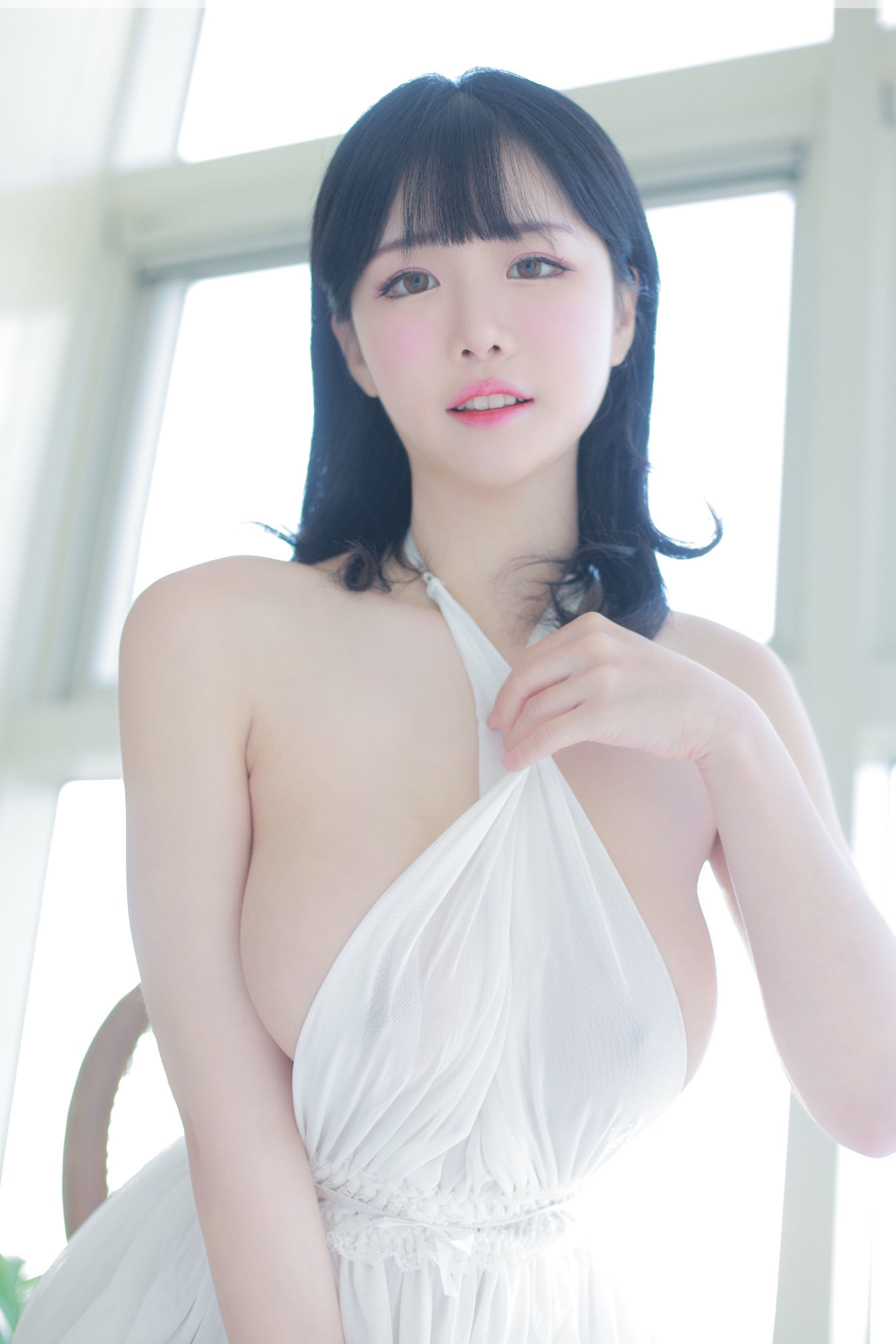 韩网可爱性感网红Addielyn – December 2021 Girl in white [25P]