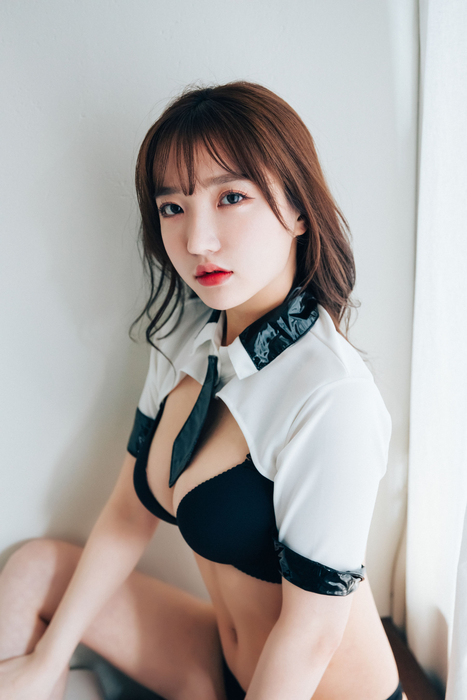 [LOOZY] Yeeun – Maximum Vol.2 [63P]