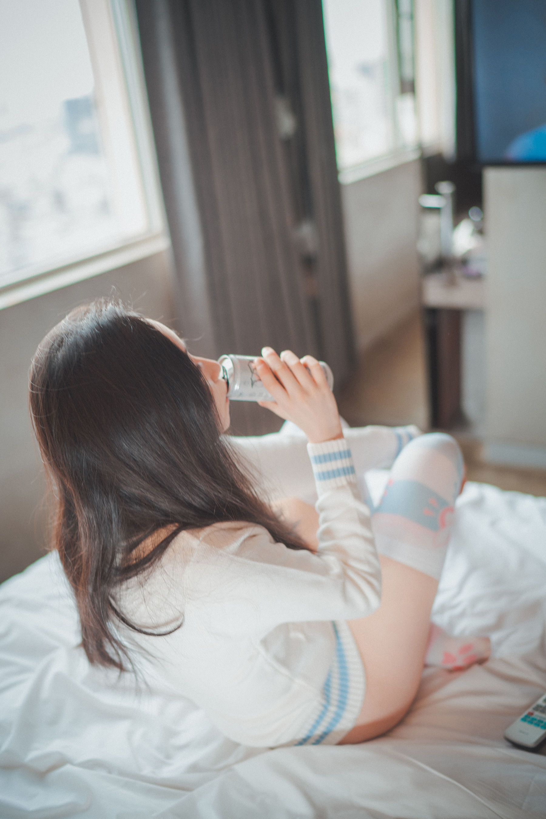 [DJAWA] BamBi – Homebody Girl [50P]