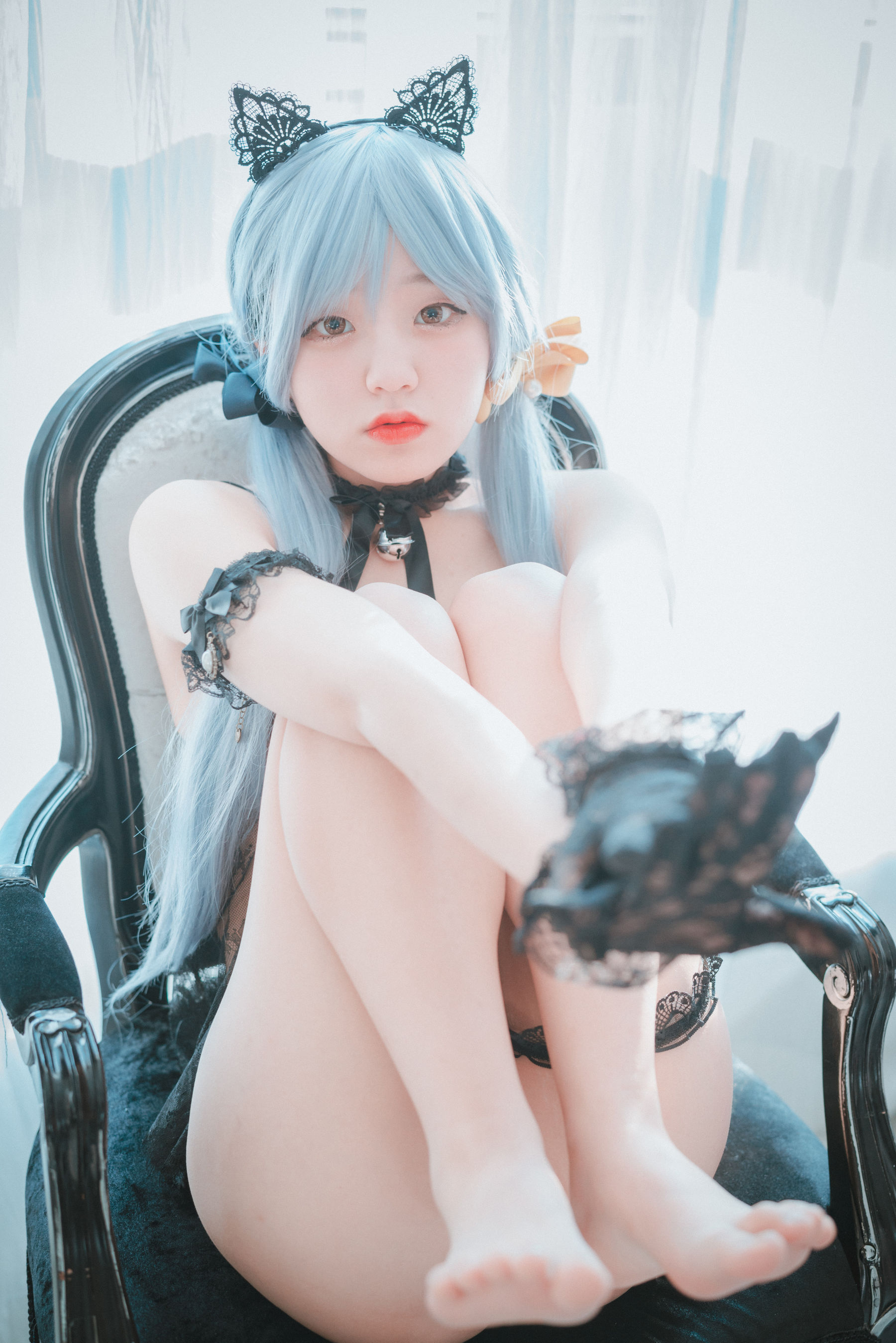 [DJAWA] Jenny – Schwarz und Weiß Katzenmädchen [34P]