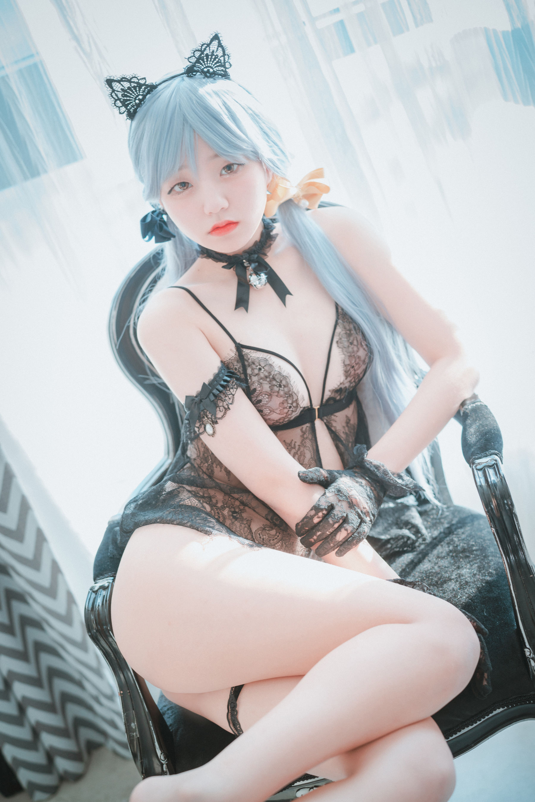 [DJAWA] Jenny – Schwarz und Weiß Katzenmädchen [34P]