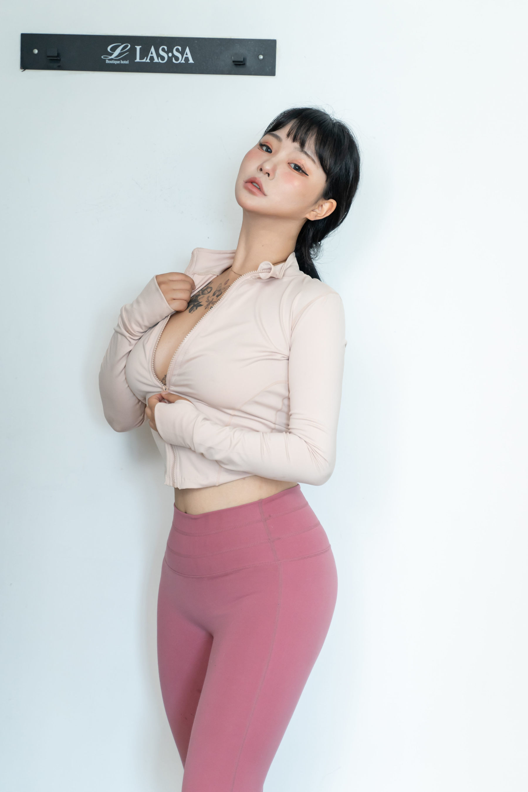 saintphotolife Boyeon – Nude Leggings [72P]