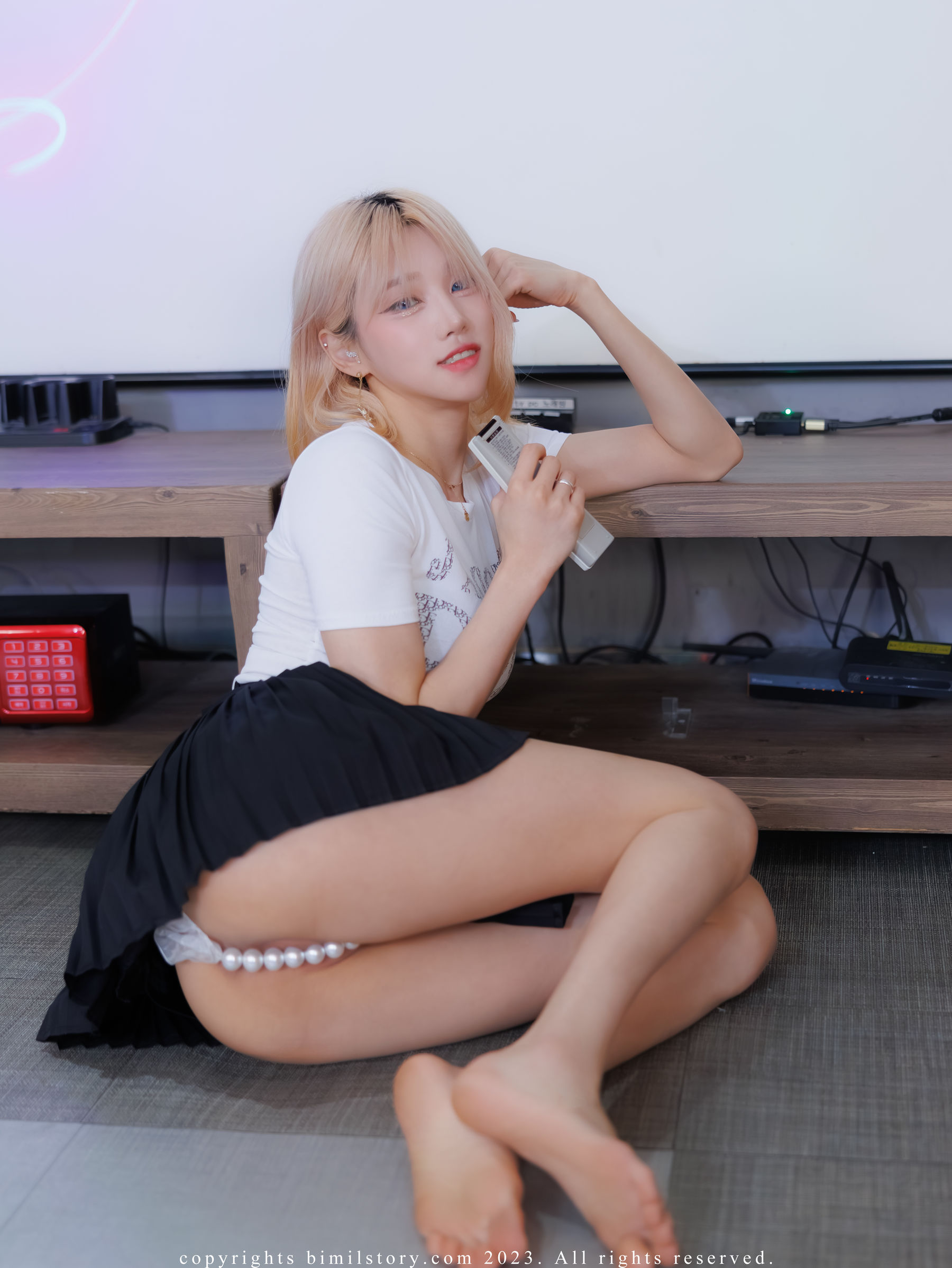 Bimilstory Taeri – Vol.14 Karaoke Girl bead panty [100P]