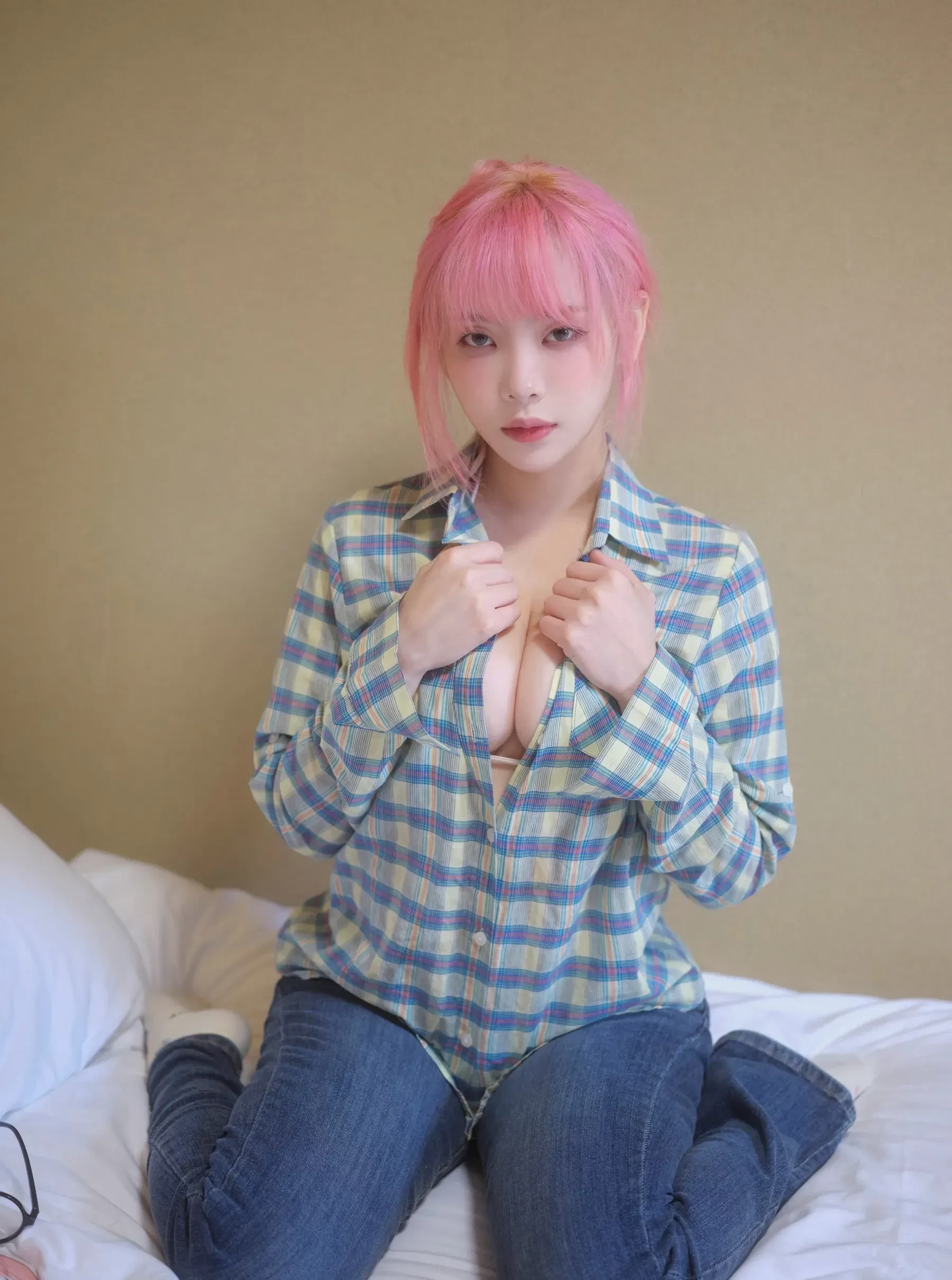 [ARTGRAVIA] – Dami Vol.561 [80P]