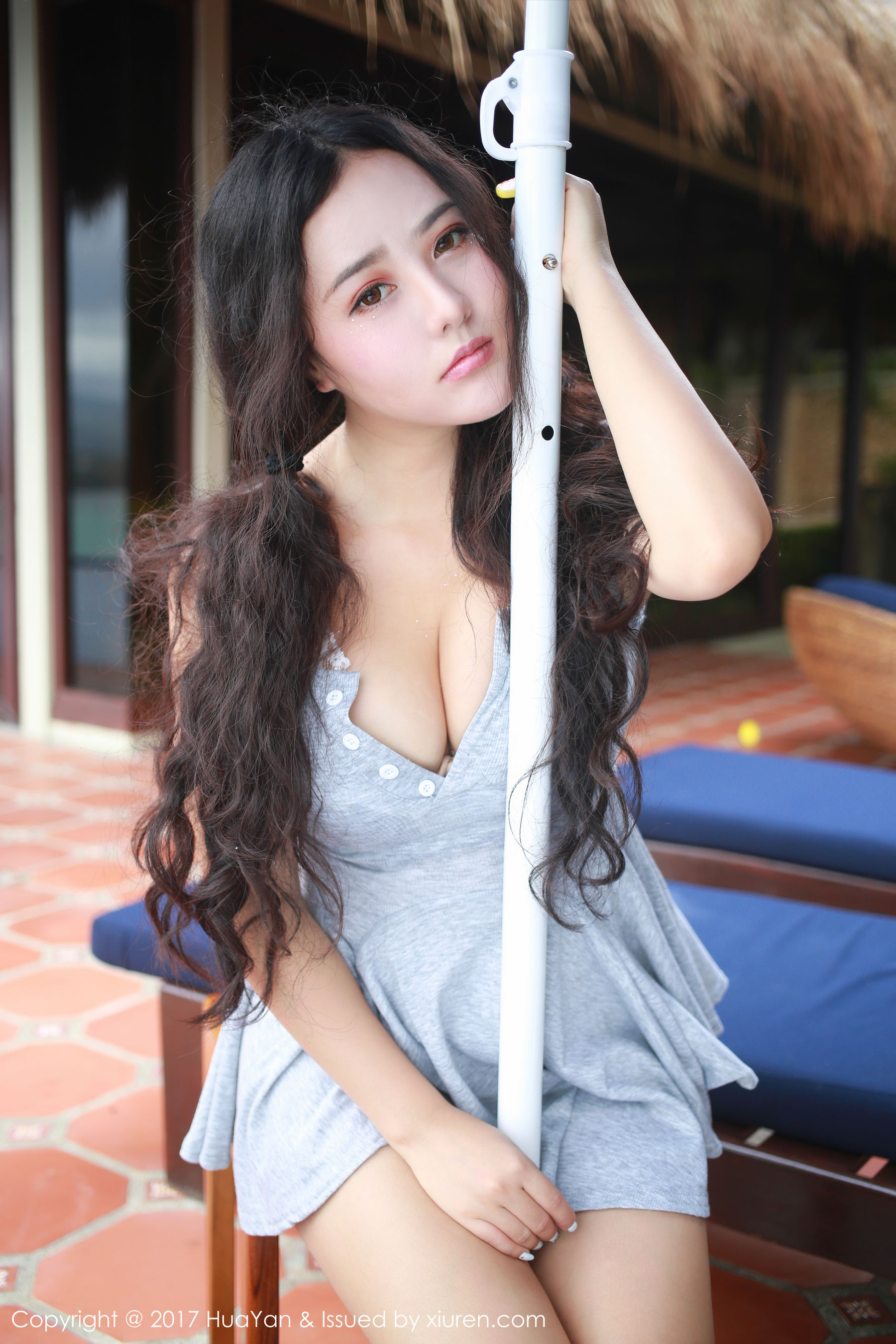 Manuela玛鲁娜《长滩岛旅拍-最后一套》 HUAYAN 花の颜 VOL.039 [33P]