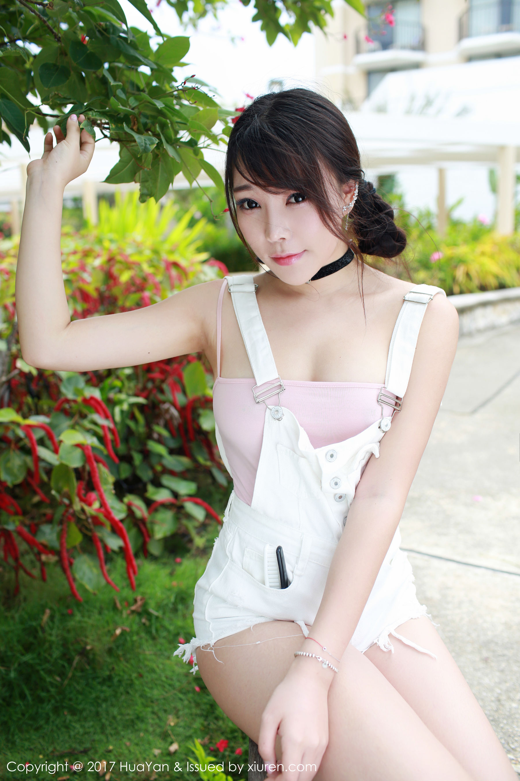 芝芝Booty《塞班岛旅拍》户外系列 HUAYAN 花の颜 Vol.046 [52P]