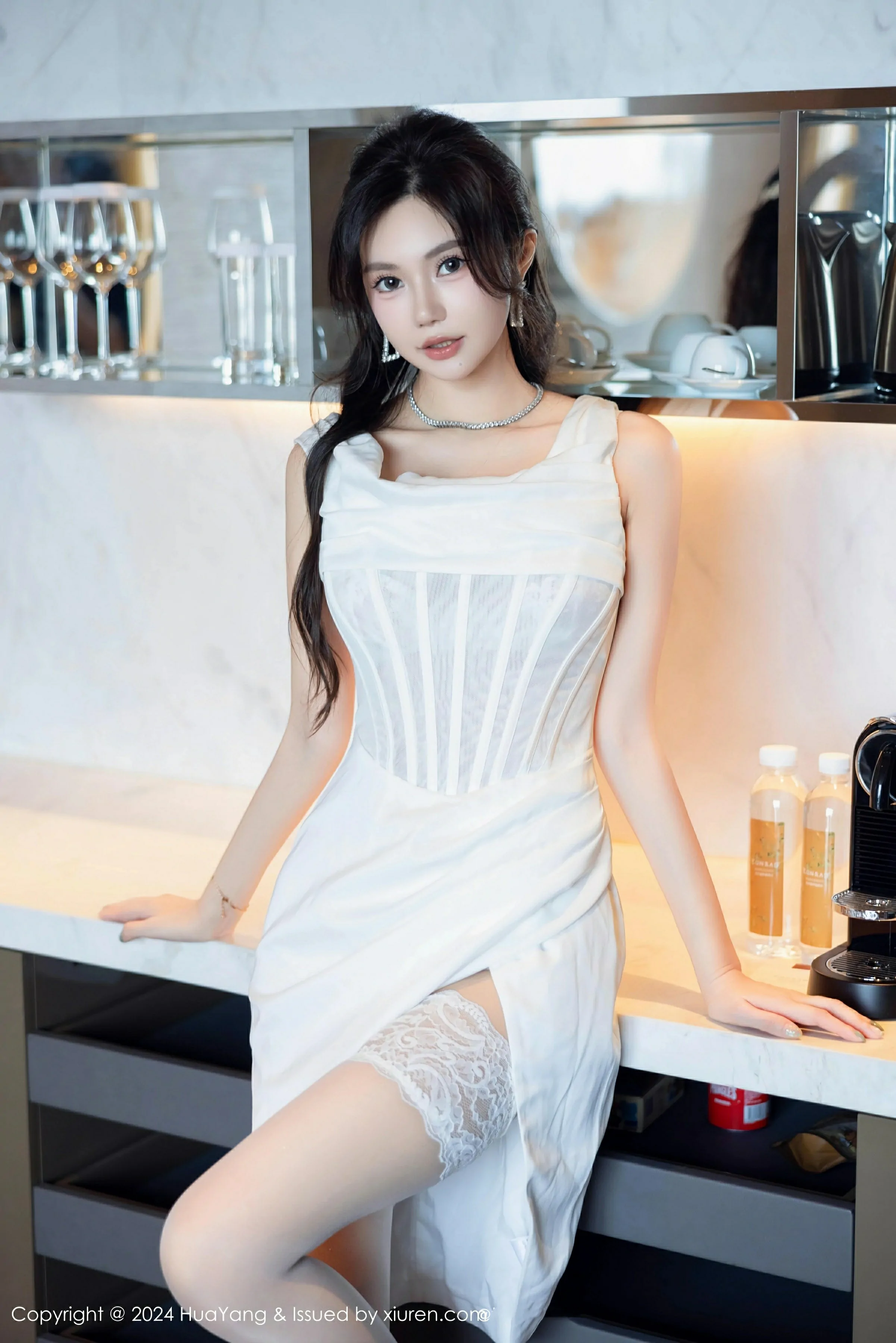 HuaYang花漾 VOL.612 绮里嘉ula [86P]