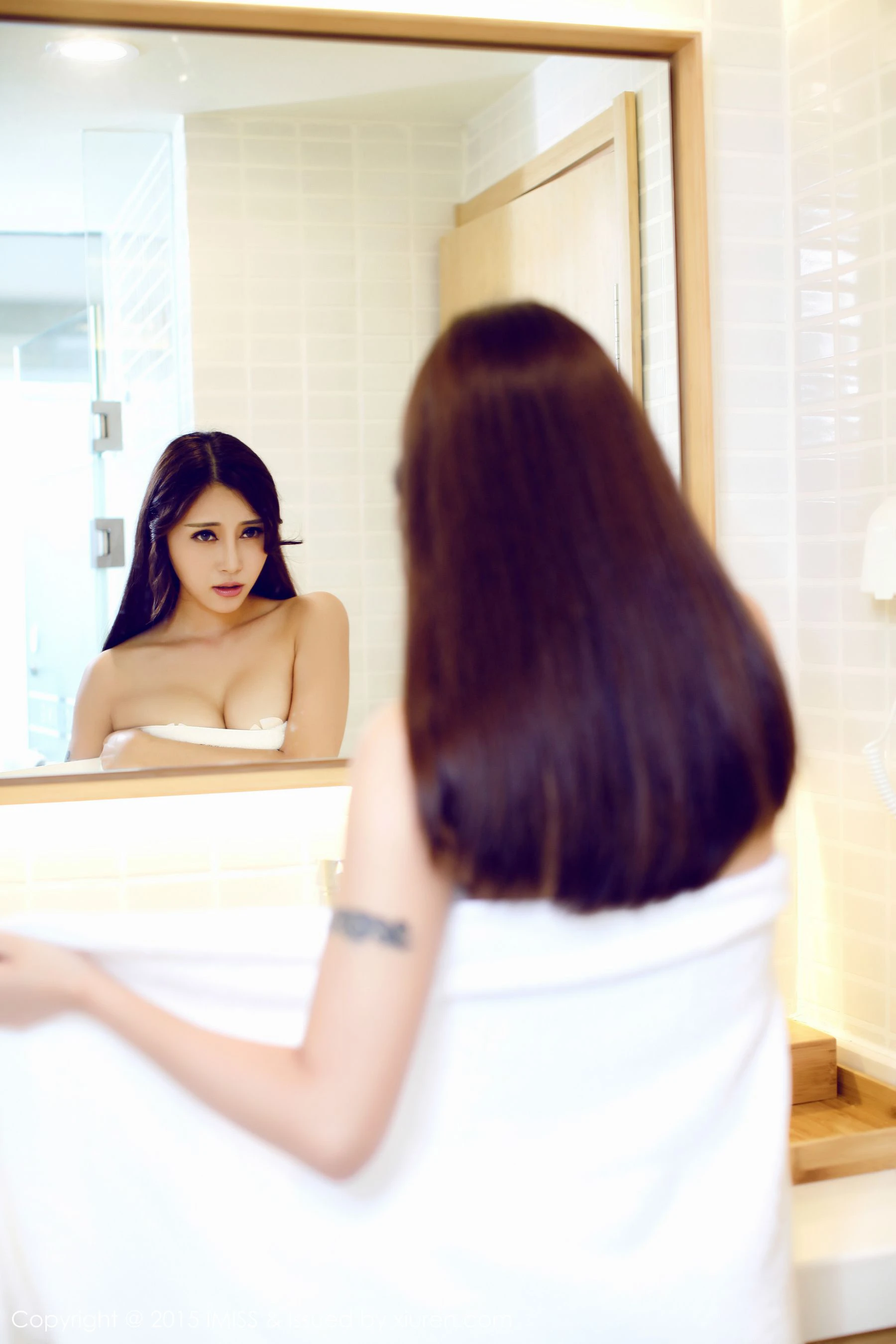 樂樂Mango《浴巾裹胸+丁字裤》 爱蜜社IMiss Vol.009