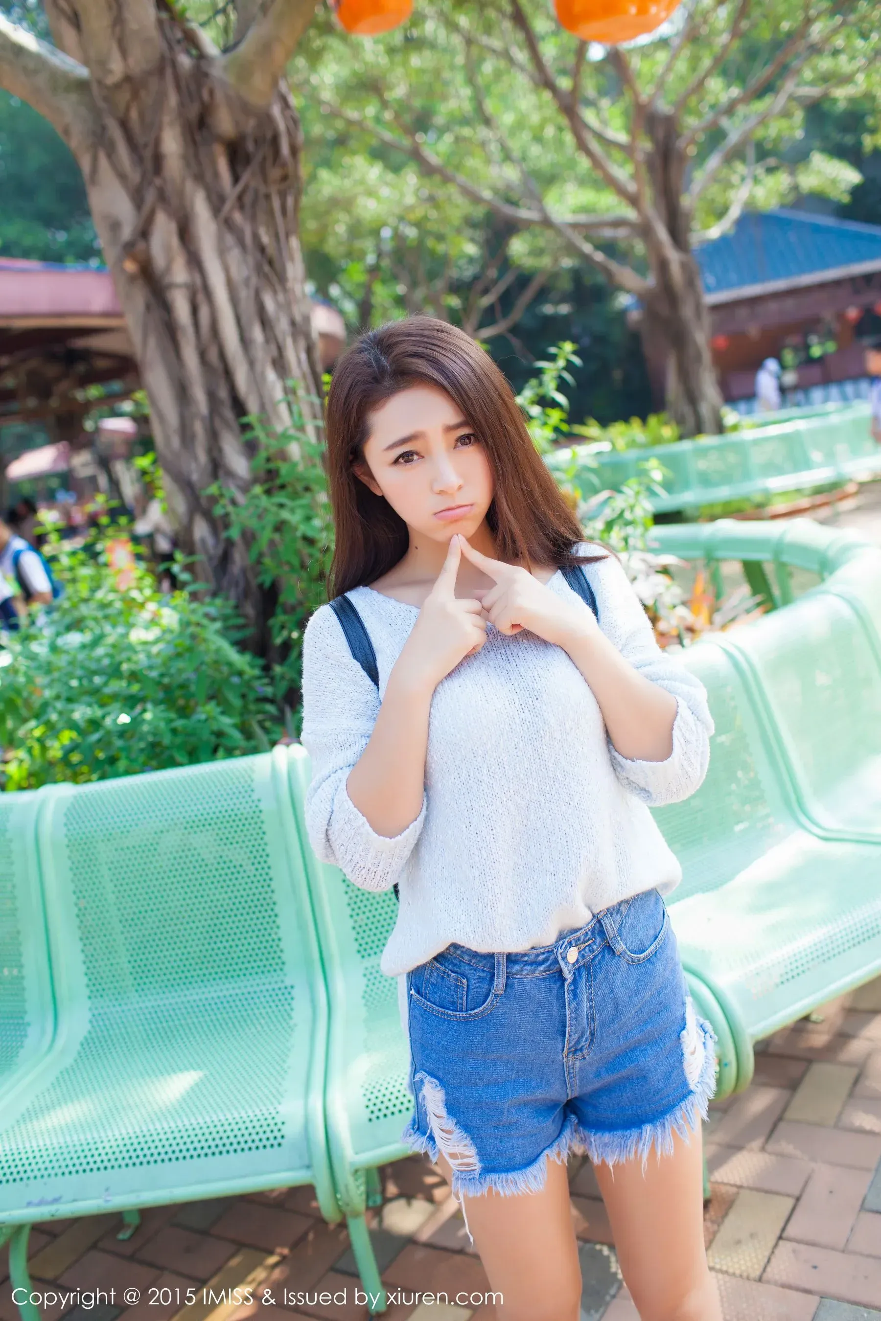 夏茉GIGI《牛仔热裤街拍》 爱蜜社IMiss Vol.049