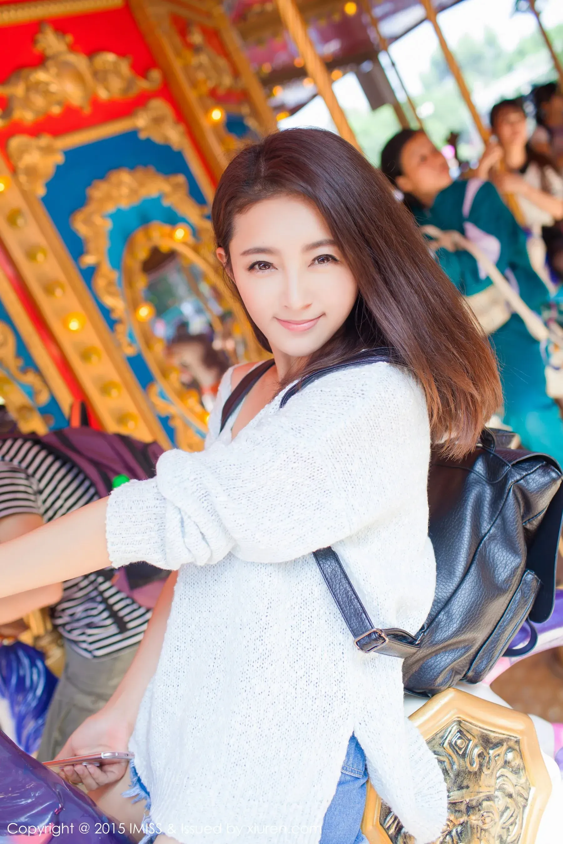 夏茉GIGI《牛仔热裤街拍》 爱蜜社IMiss Vol.049